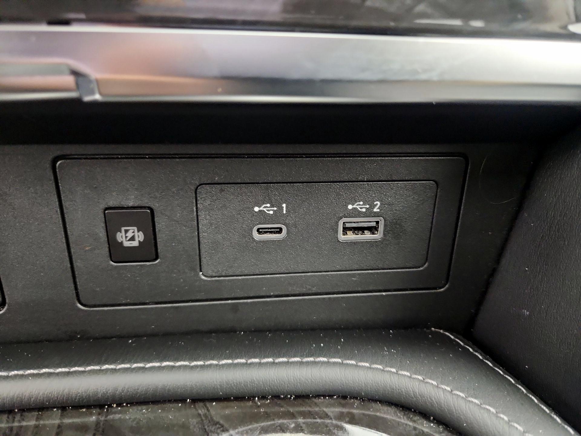 Thumbnail: 2024 INFINITI QX80 - 17