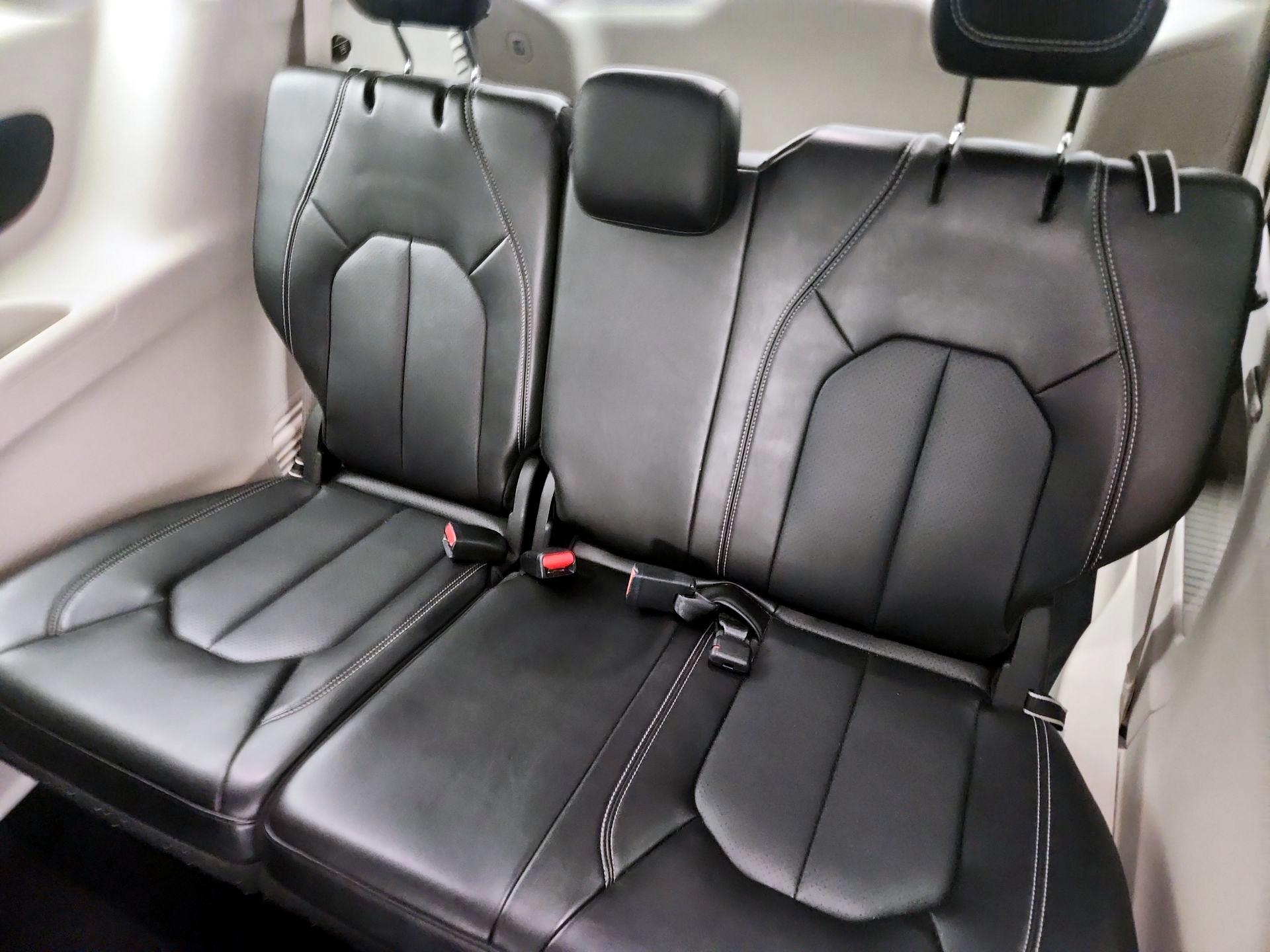 Thumbnail: 2024 Chrysler Pacifica - 20