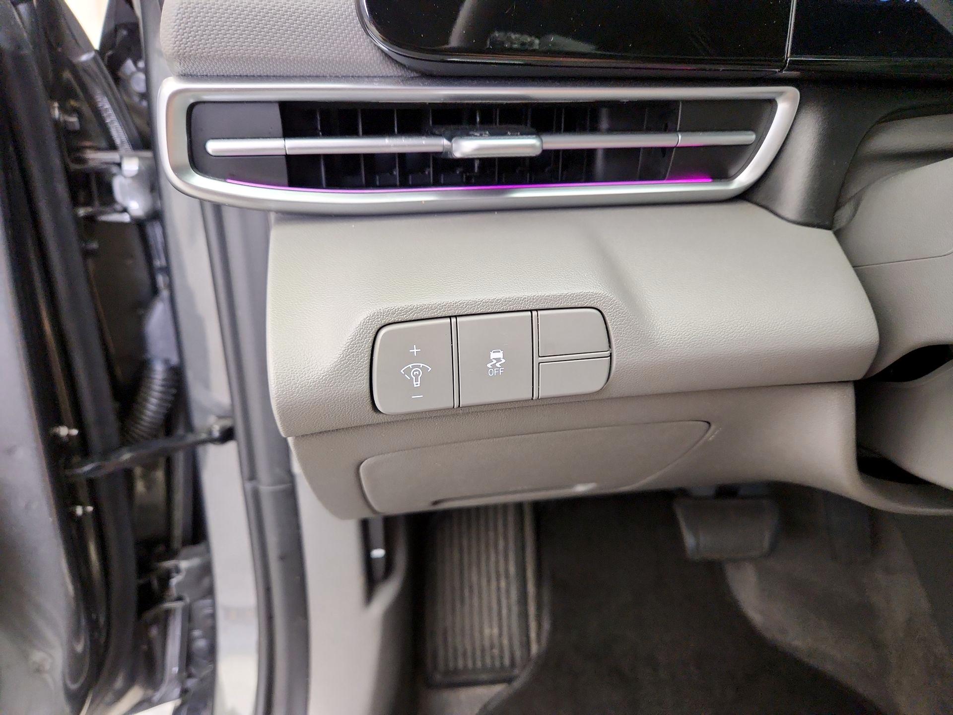 Thumbnail: 2024 Hyundai Elantra - 13