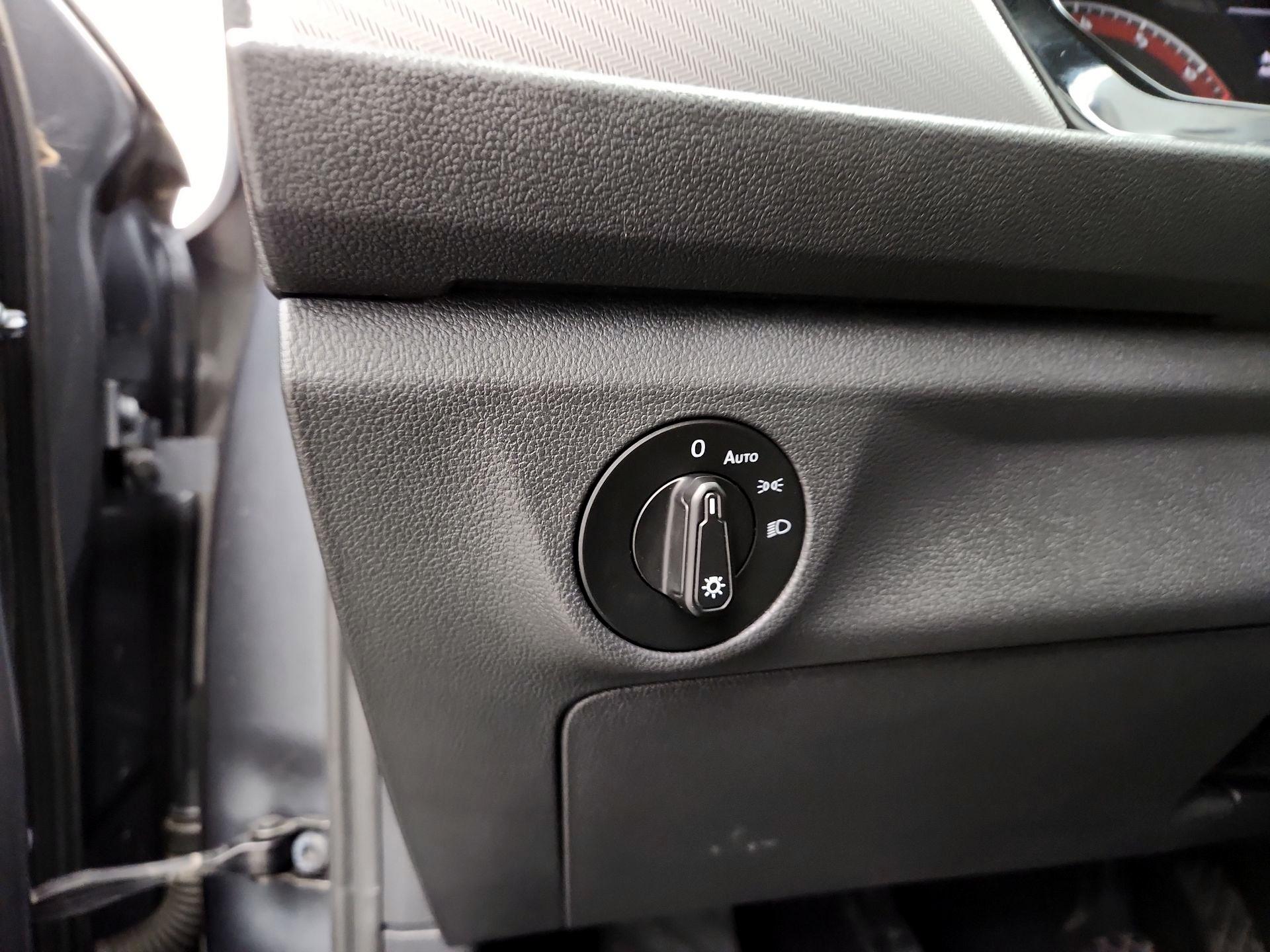 Thumbnail: 2020 Volkswagen Jetta - 13