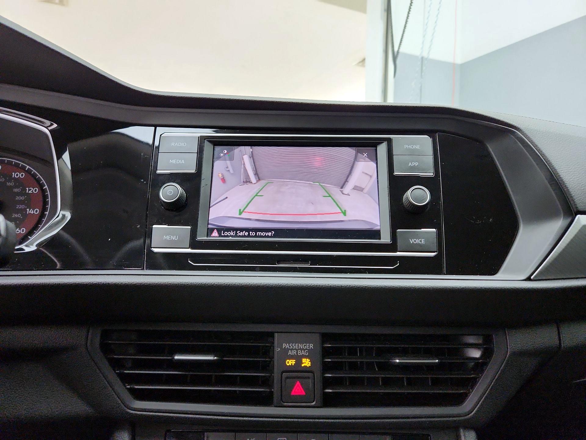 Thumbnail: 2020 Volkswagen Jetta - 14