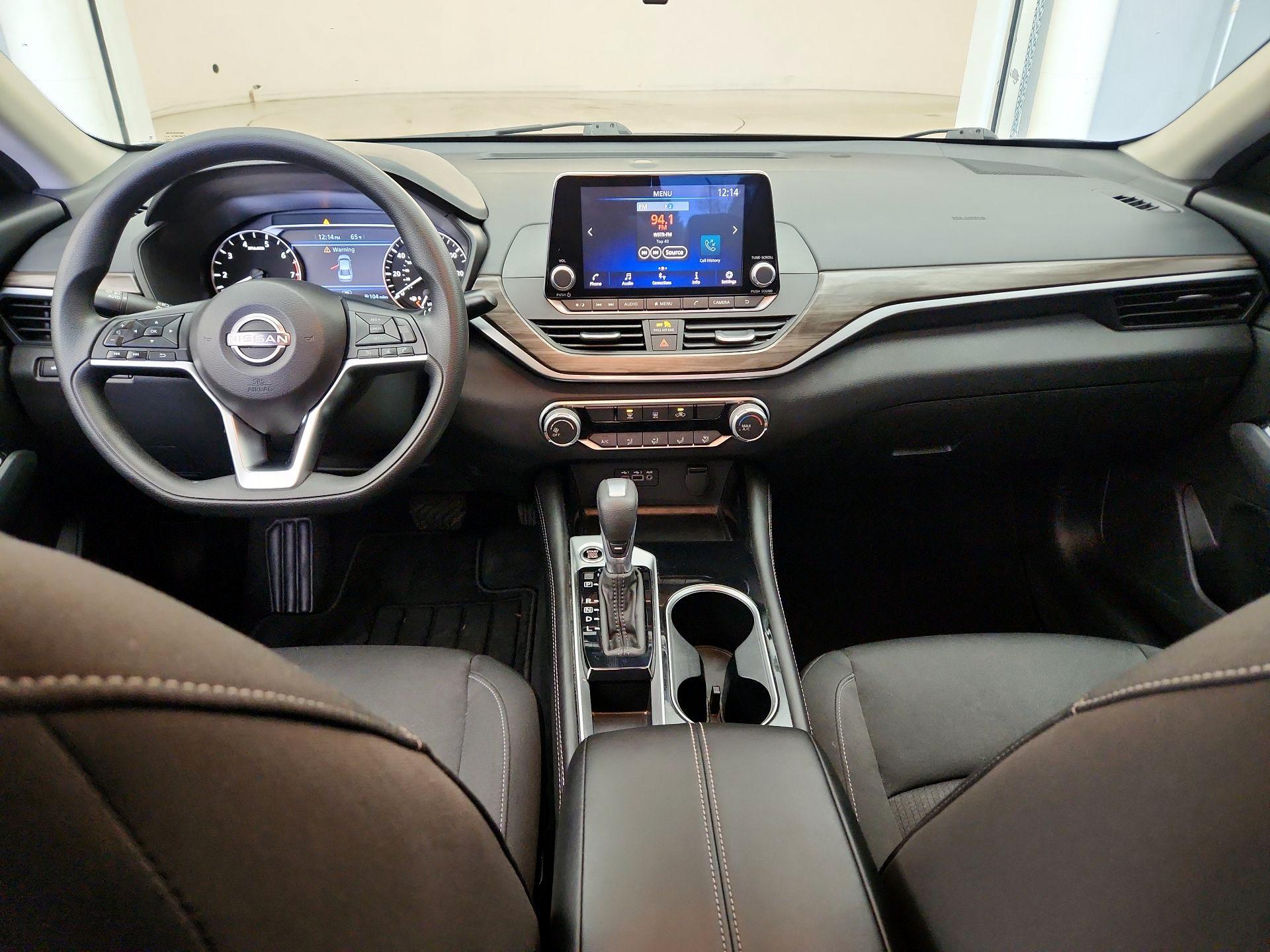 Thumbnail: 2023 Nissan Altima - 9