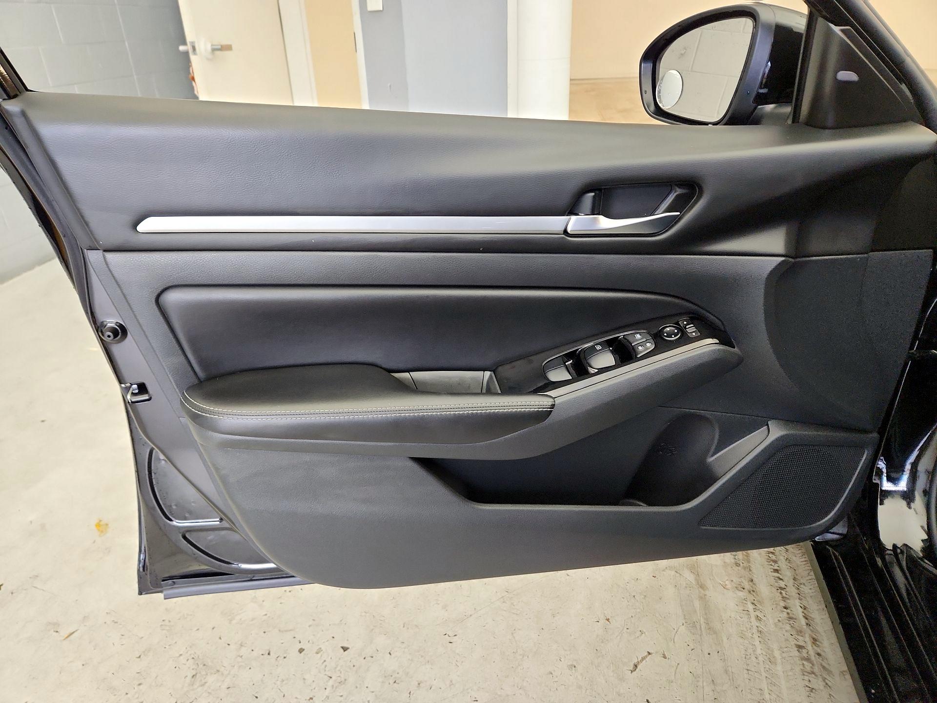 Thumbnail: 2023 Nissan Altima - 12