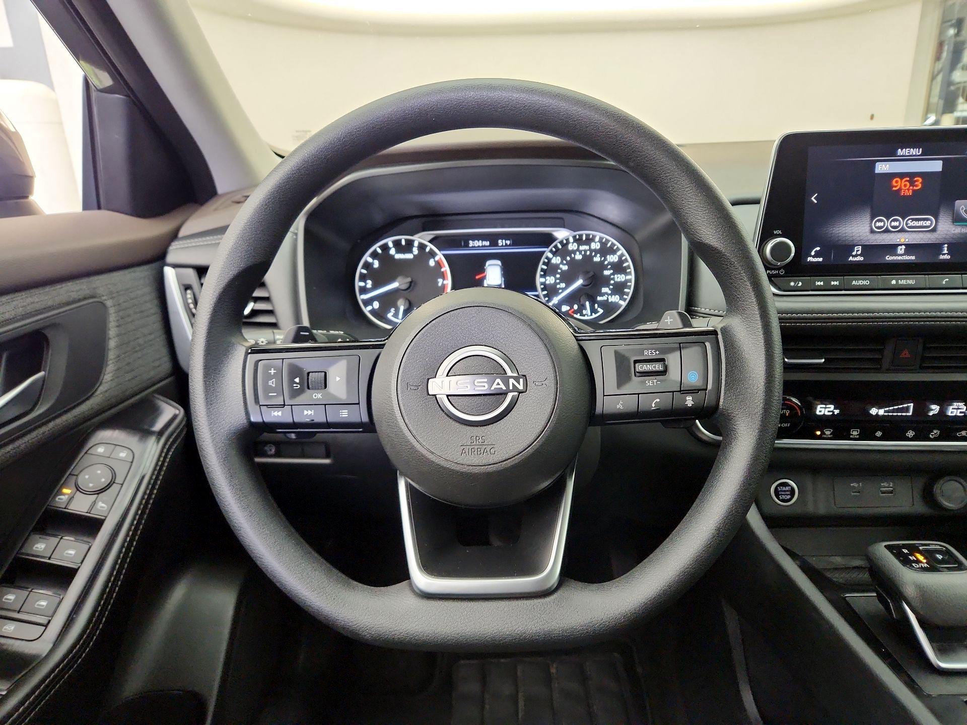 Thumbnail: 2023 Nissan Rogue - 10