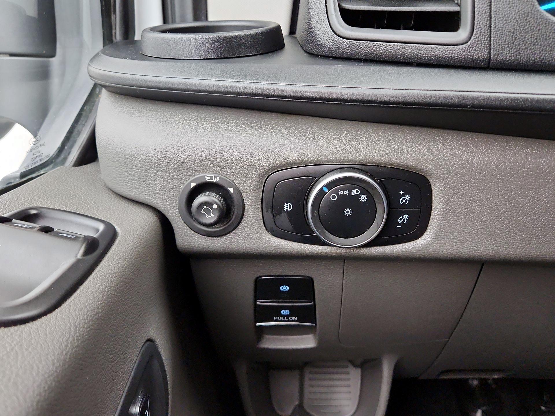 Thumbnail: 2023 Ford Transit Series - 13