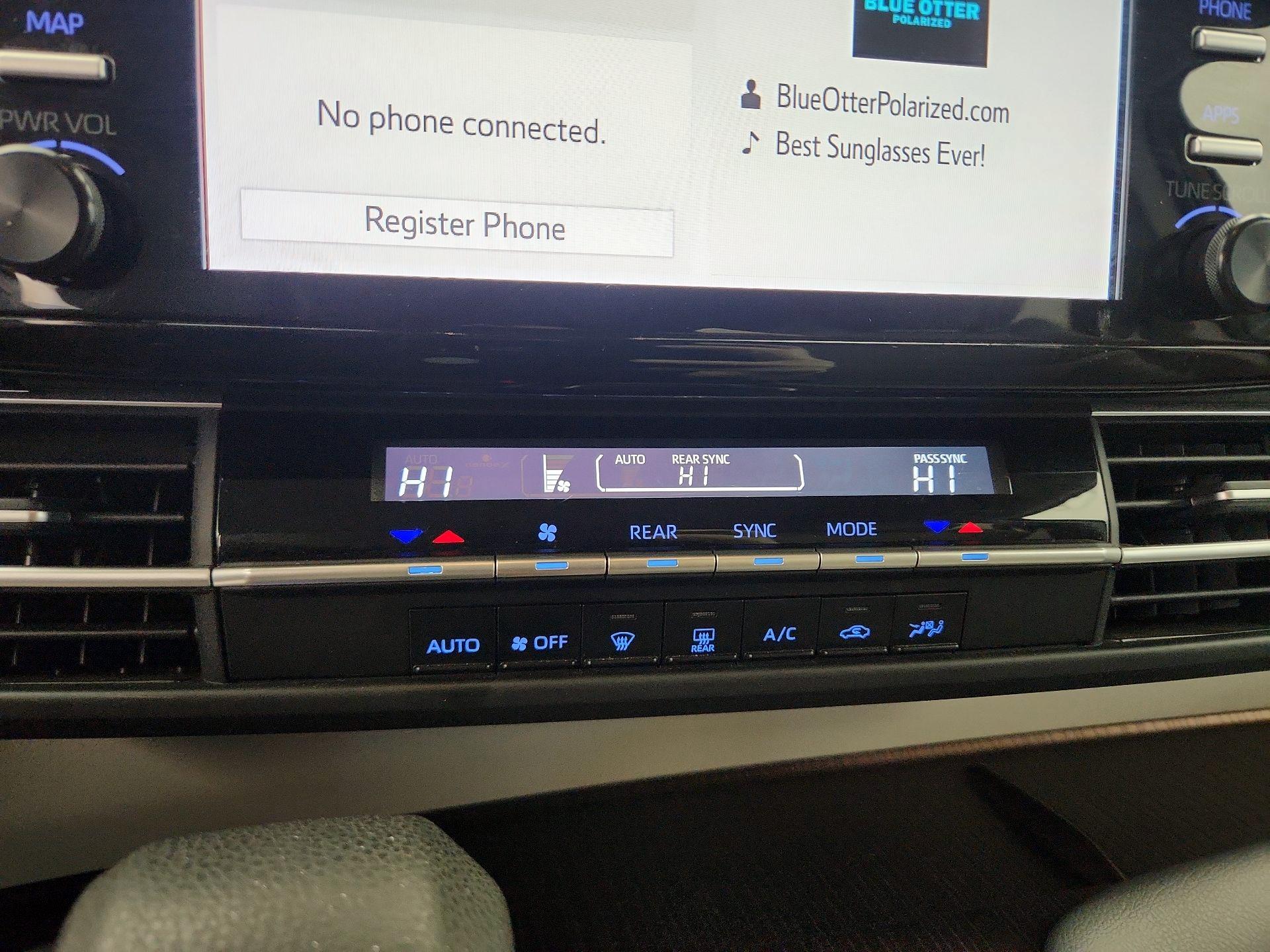 Thumbnail: 2024 Toyota Sienna - 16