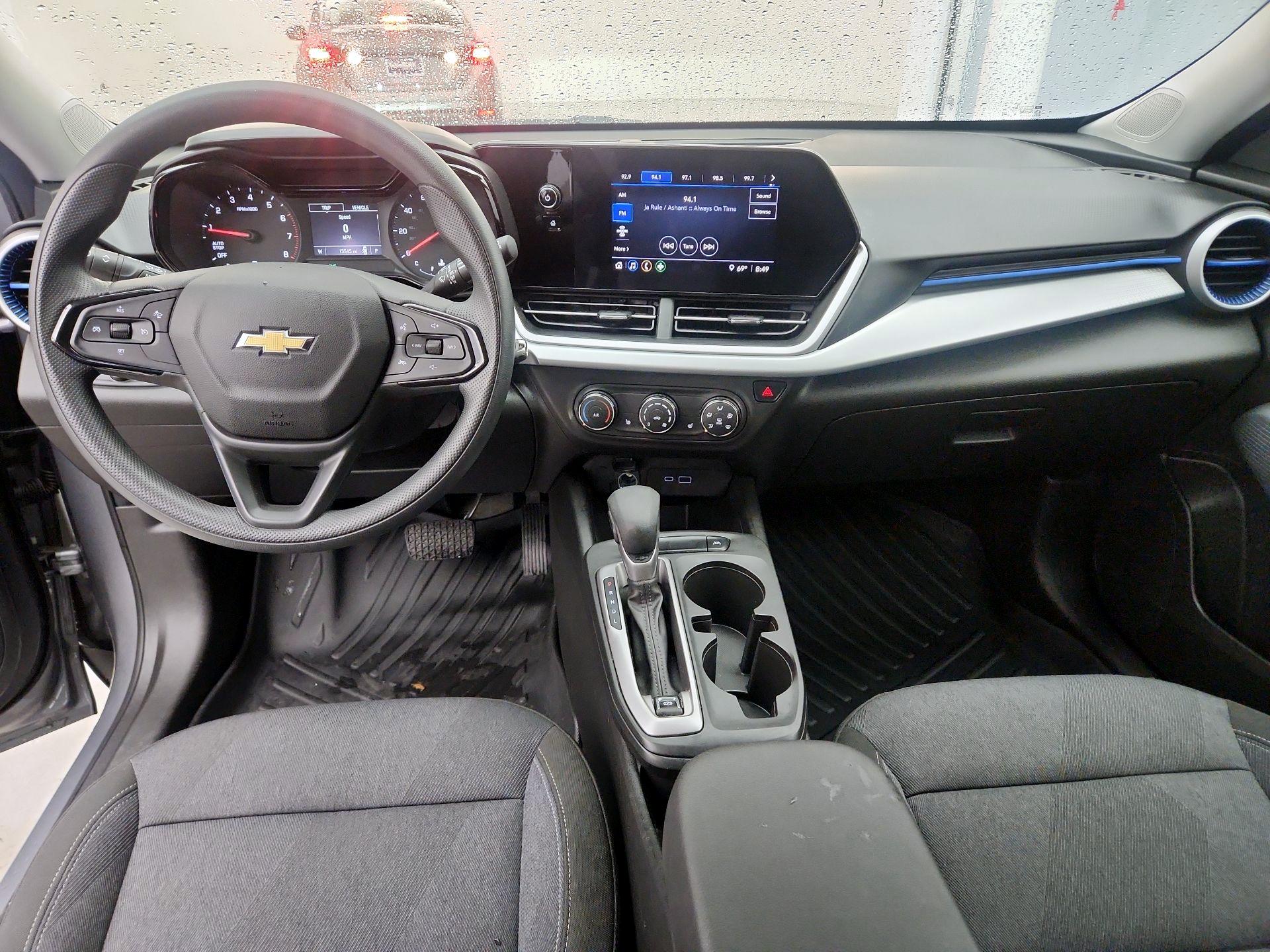 Thumbnail: 2024 Chevrolet Trax - 9