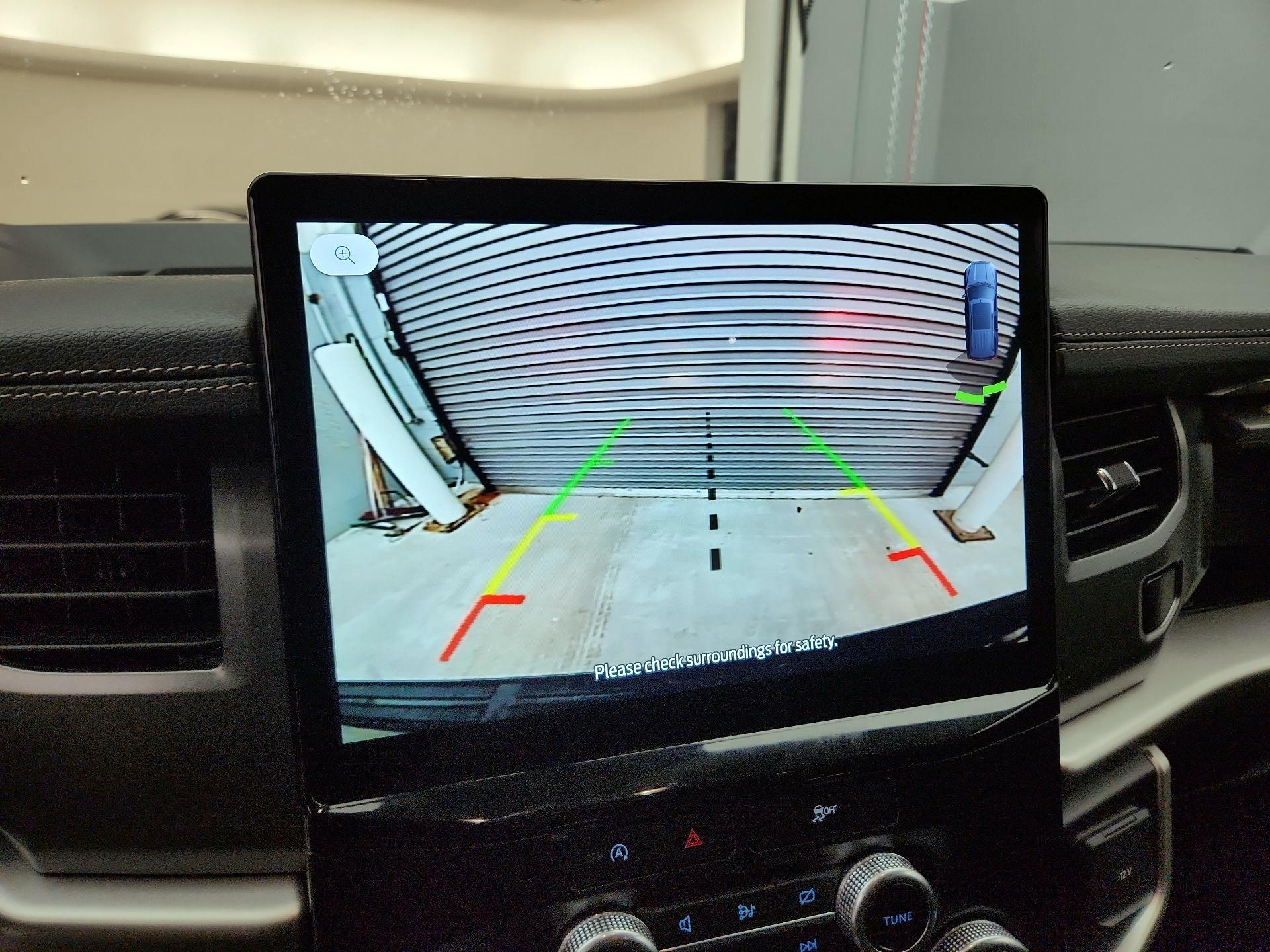 Thumbnail: 2024 Ford Expedition - 15