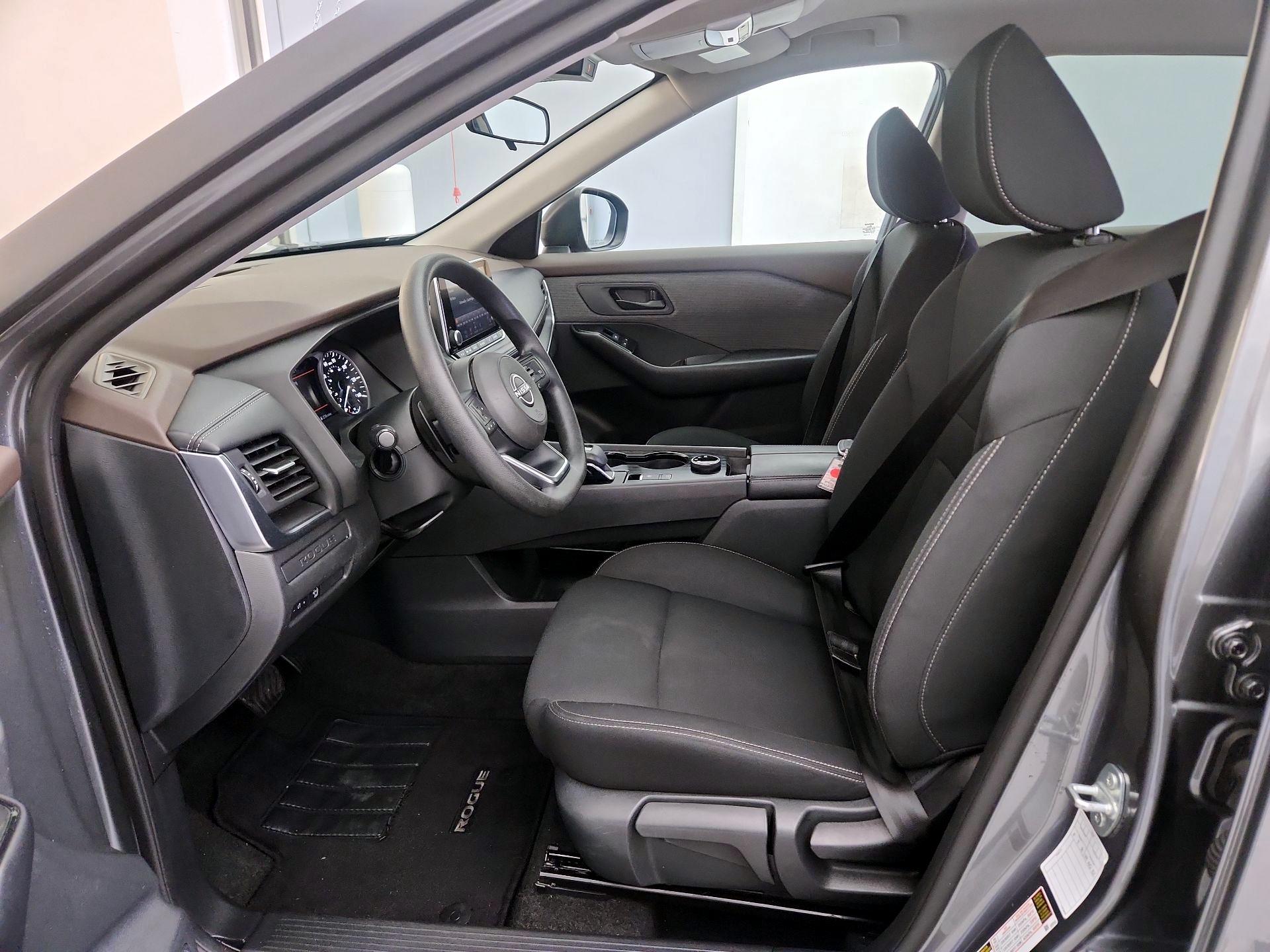 Thumbnail: 2023 Nissan Rogue - 11