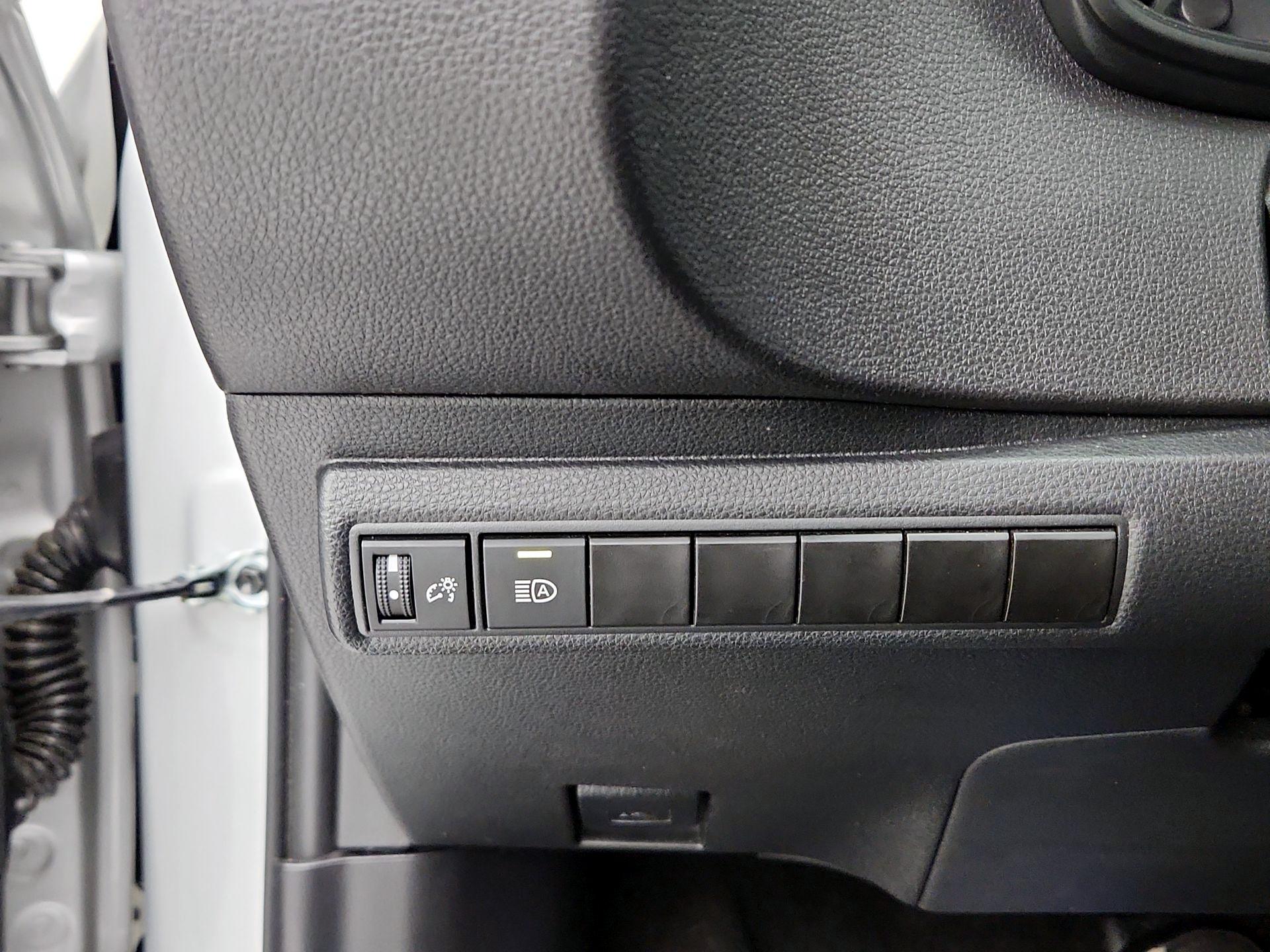 Thumbnail: 2024 Toyota Corolla - 13