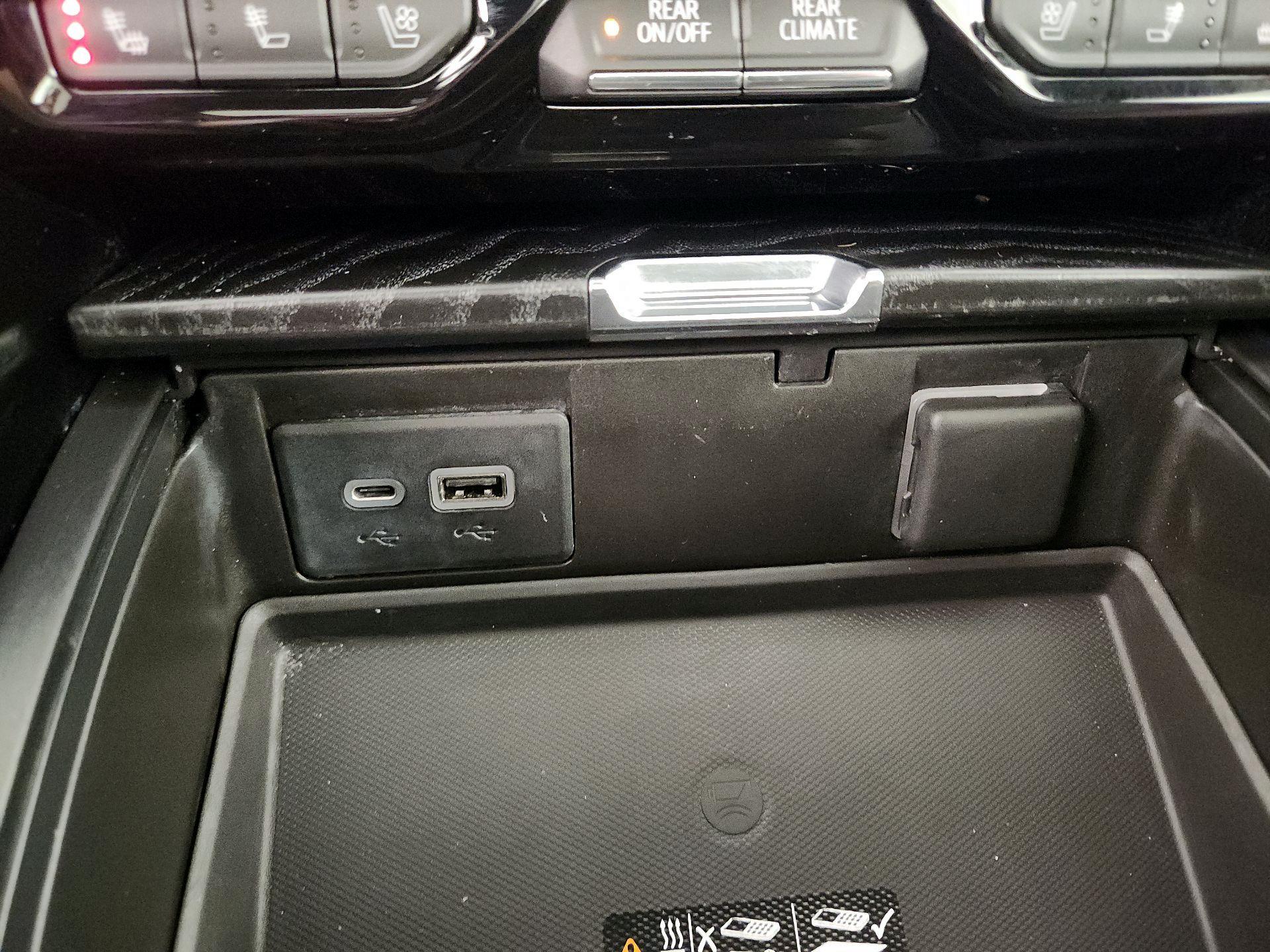 Thumbnail: 2021 GMC Yukon - 19