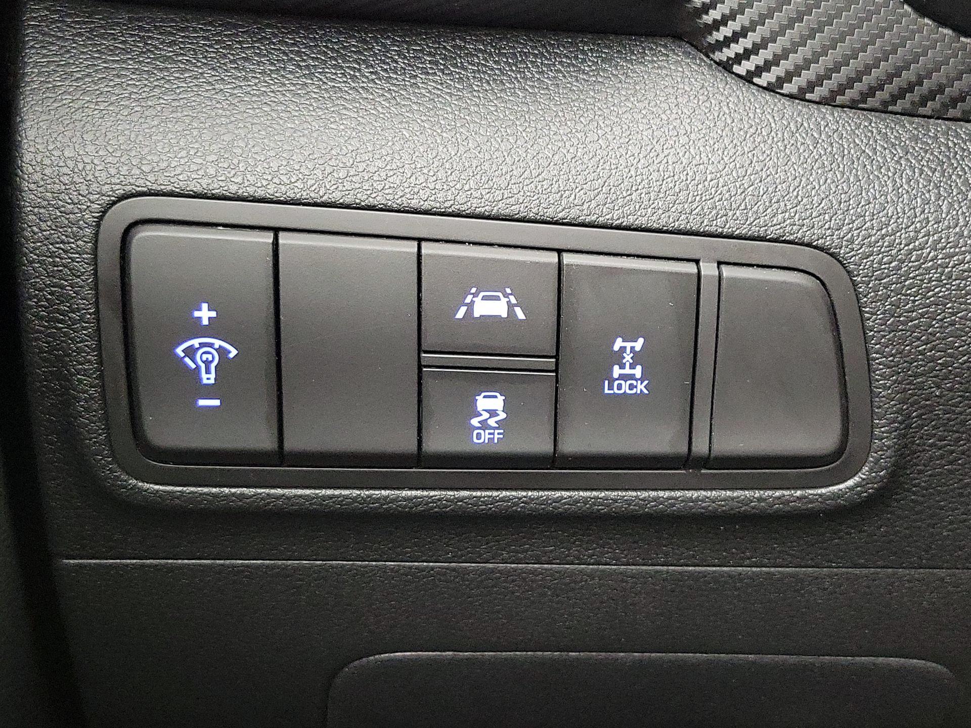 Thumbnail: 2019 Hyundai Tucson - 13