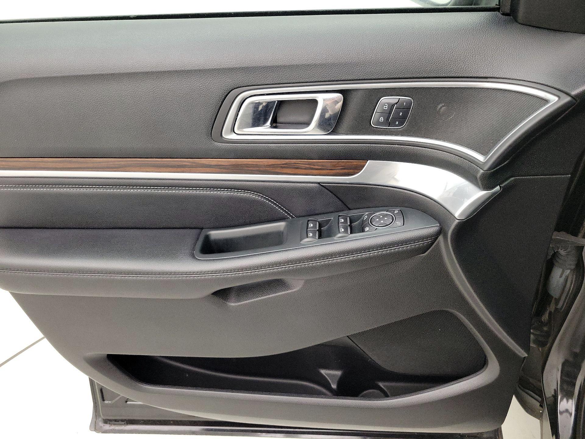 Thumbnail: 2018 Ford Explorer - 12