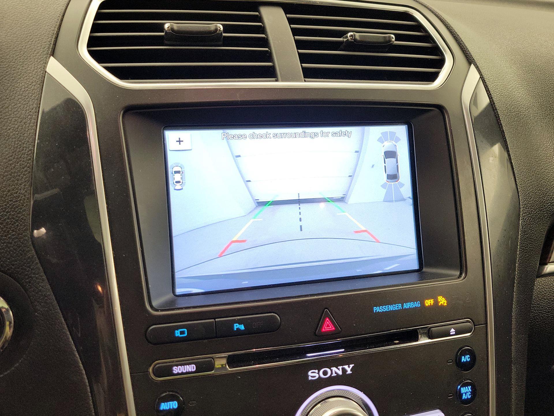 Thumbnail: 2018 Ford Explorer - 15