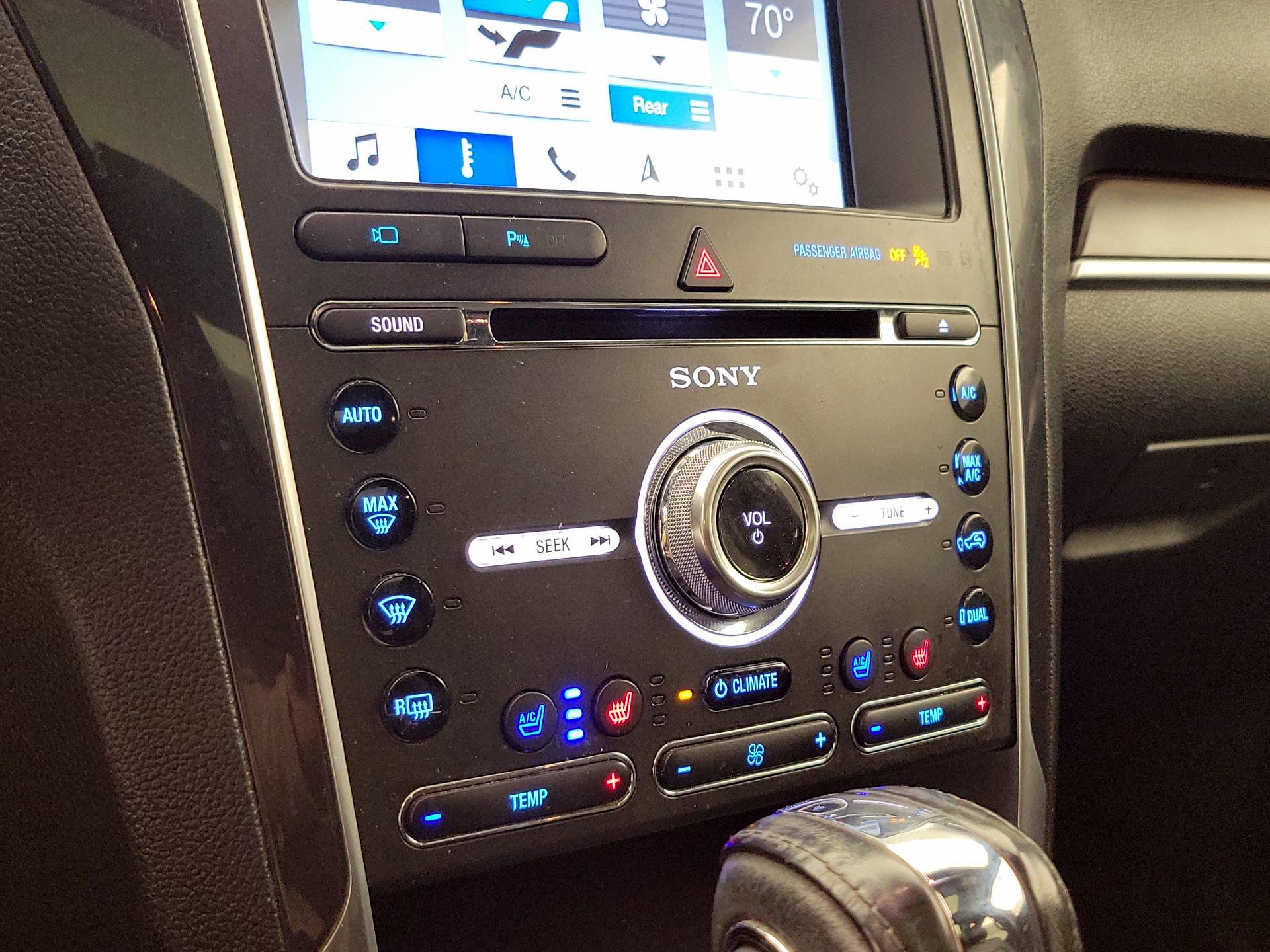 Thumbnail: 2018 Ford Explorer - 17