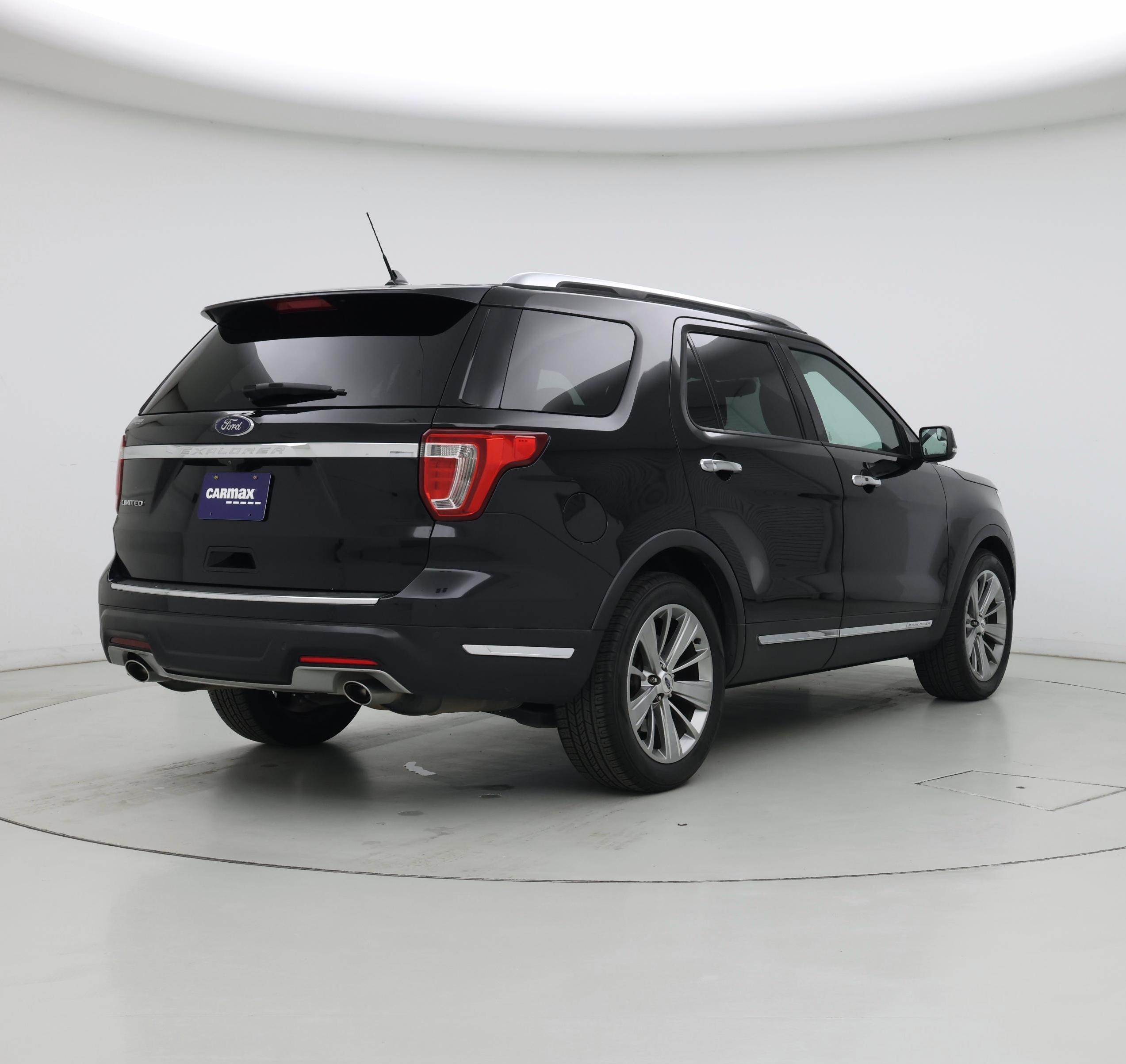 Thumbnail: 2018 Ford Explorer - 8