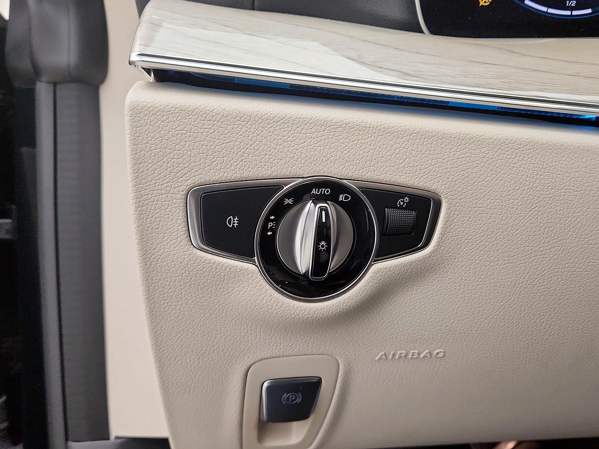 Thumbnail: 2023 Mercedes-Benz E-Class - 13