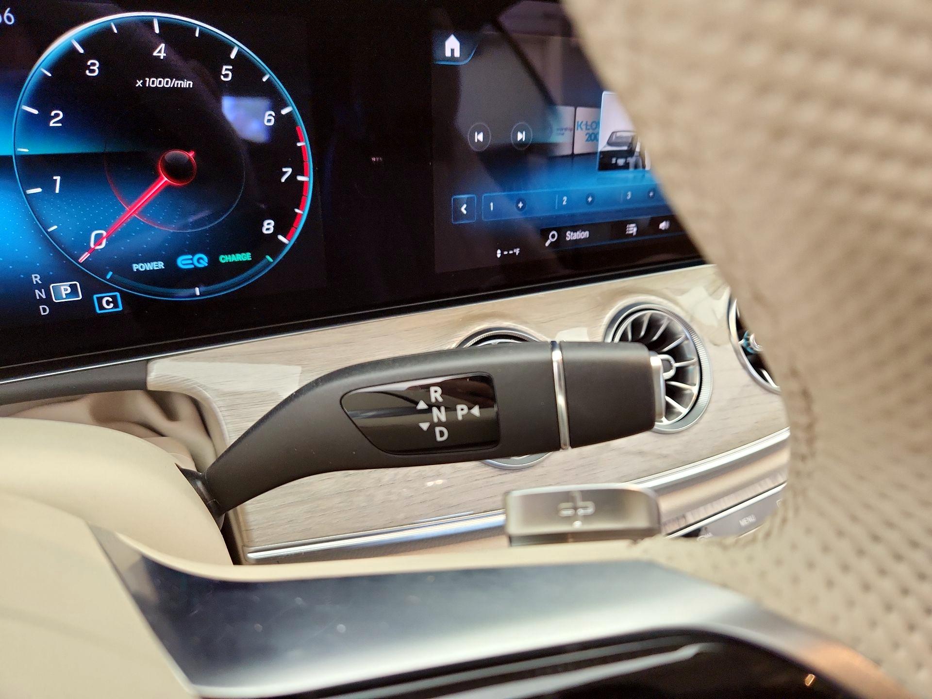 Thumbnail: 2023 Mercedes-Benz E-Class - 18