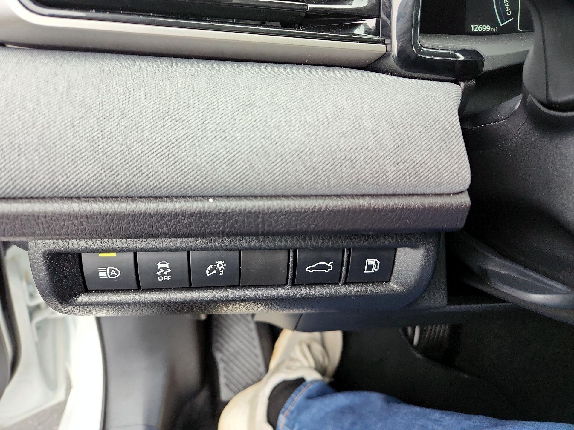 Thumbnail: 2025 Toyota Camry - 11