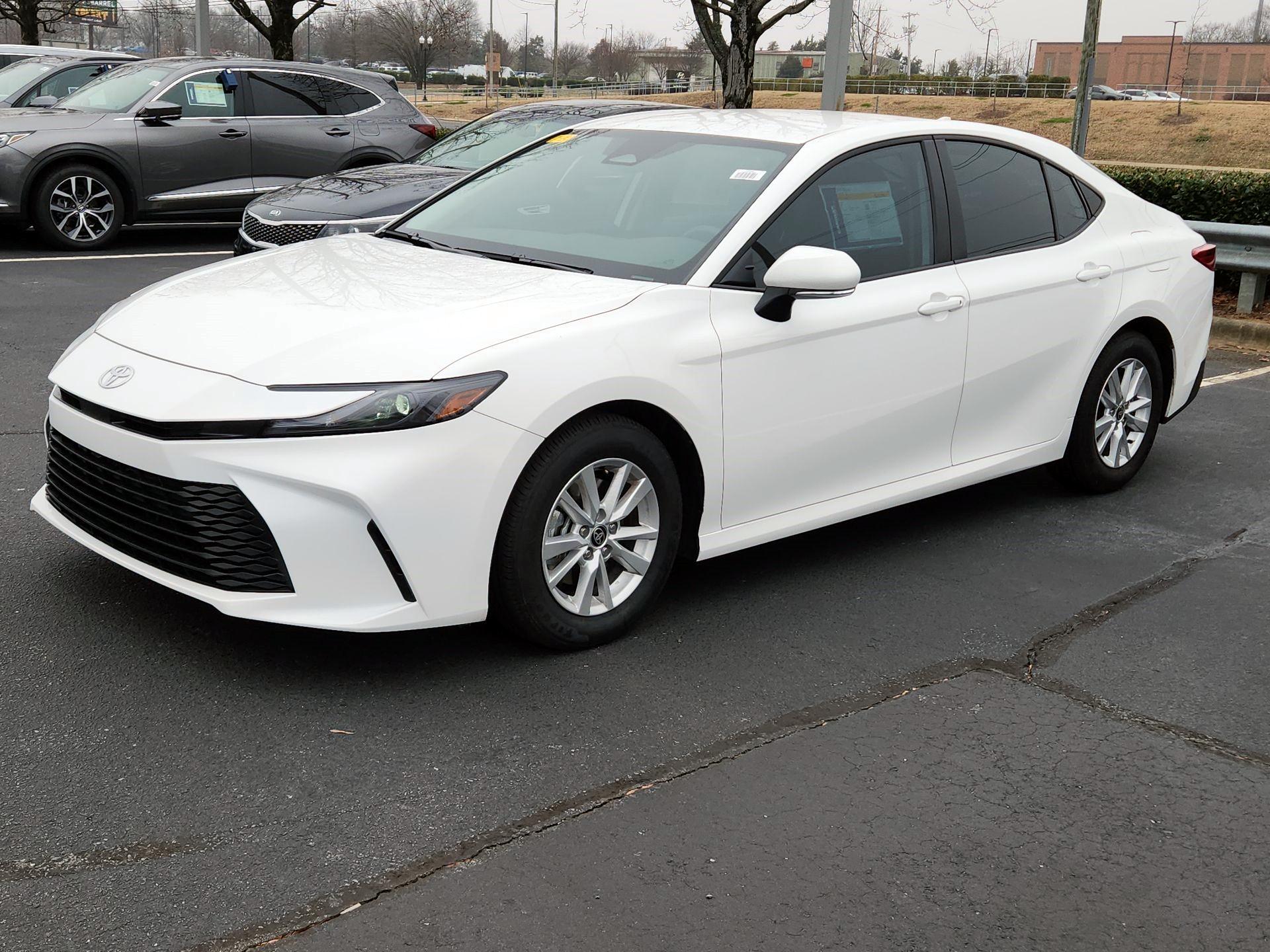 Thumbnail: 2025 Toyota Camry - 3