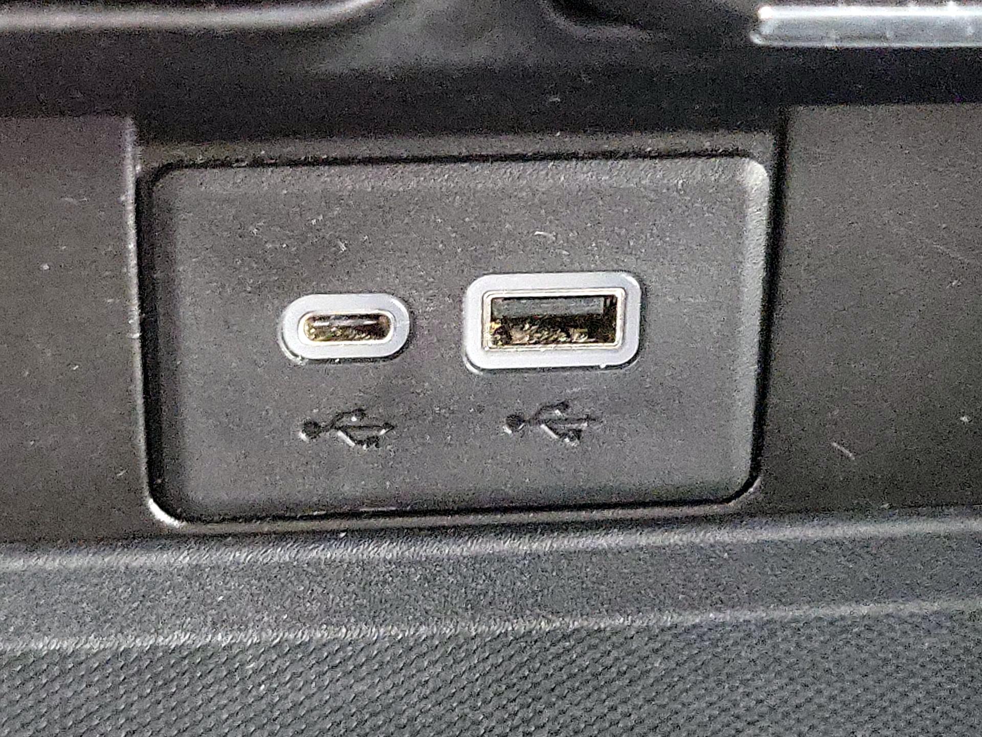 Thumbnail: 2021 Chevrolet Tahoe - 19