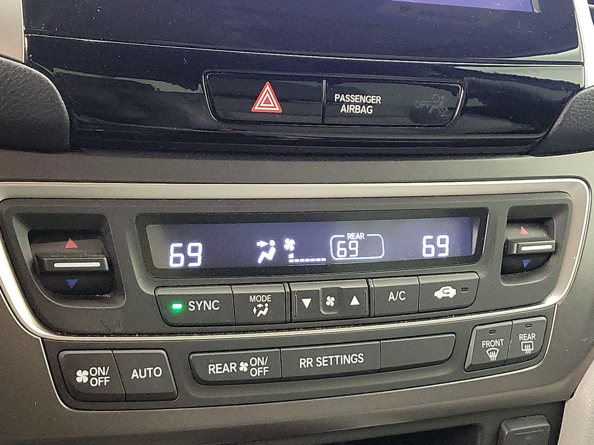 Thumbnail: 2019 Honda Ridgeline - 17