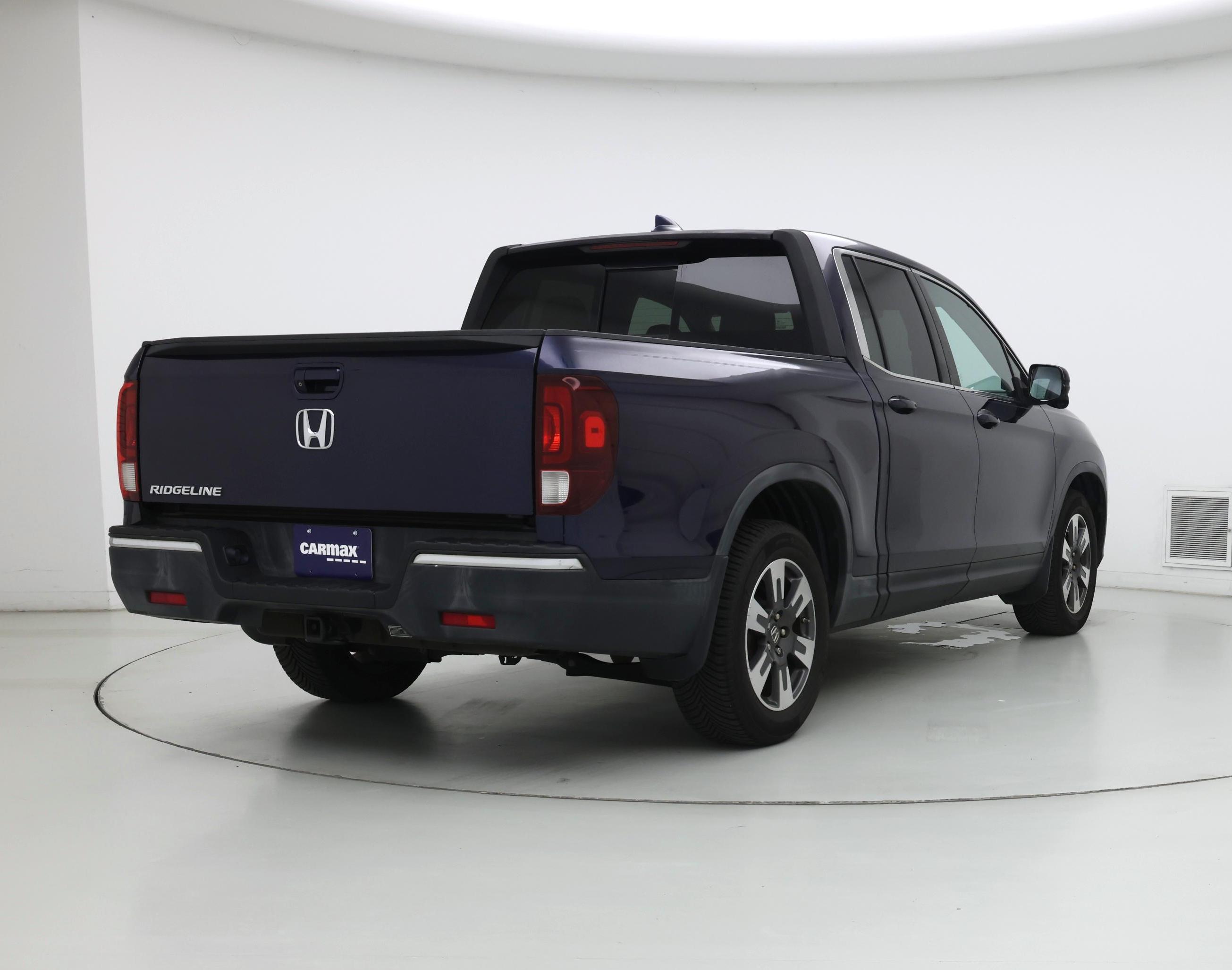 Thumbnail: 2019 Honda Ridgeline - 8