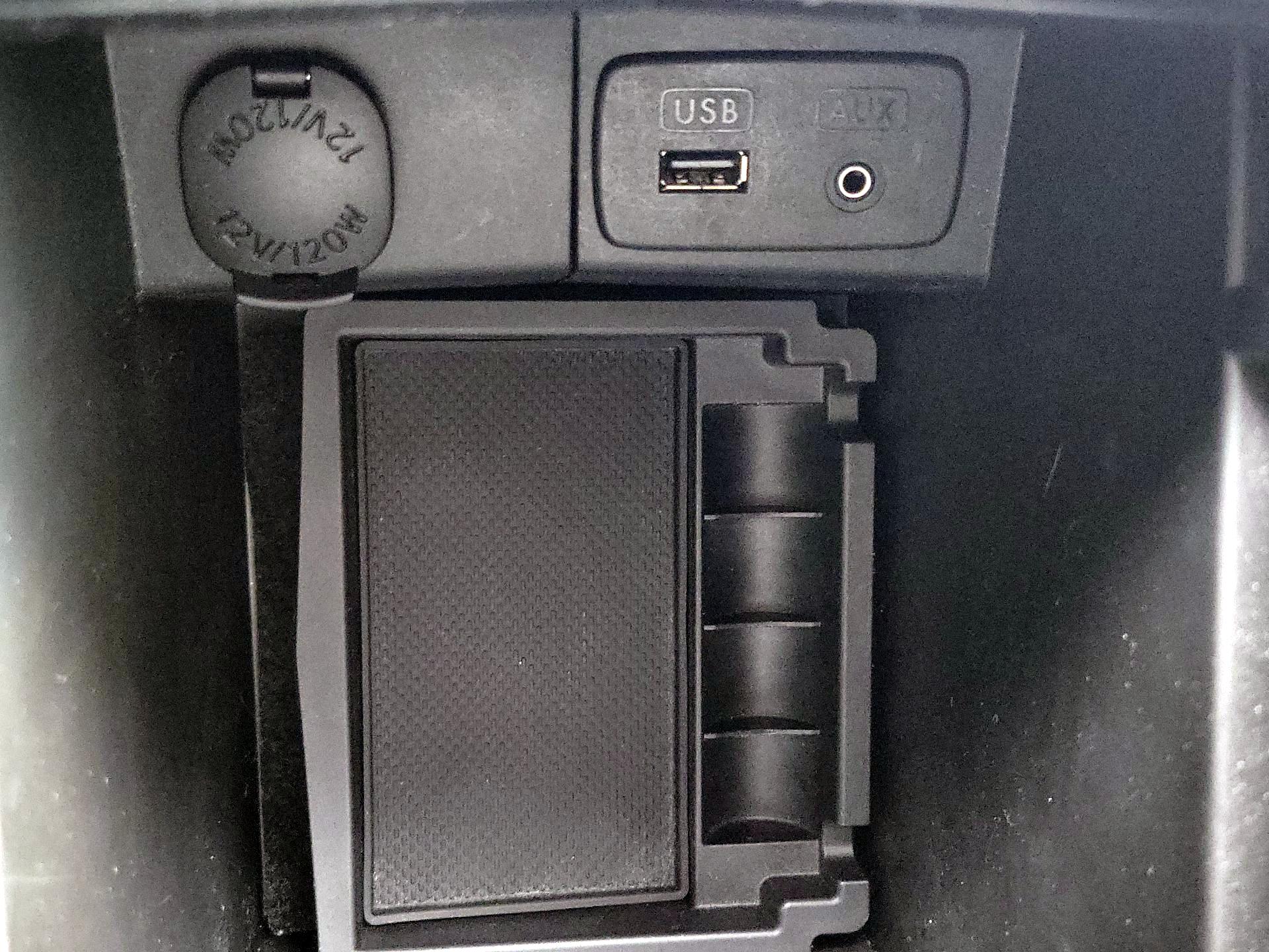 Thumbnail: 2014 Subaru Forester - 19