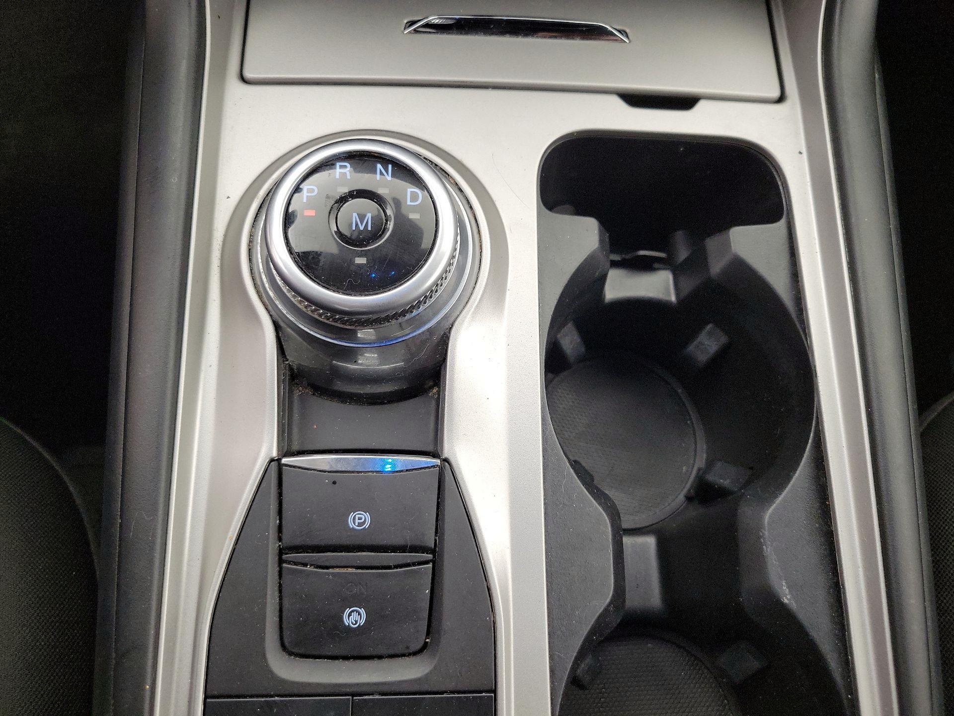 Thumbnail: 2020 Ford Explorer - 17