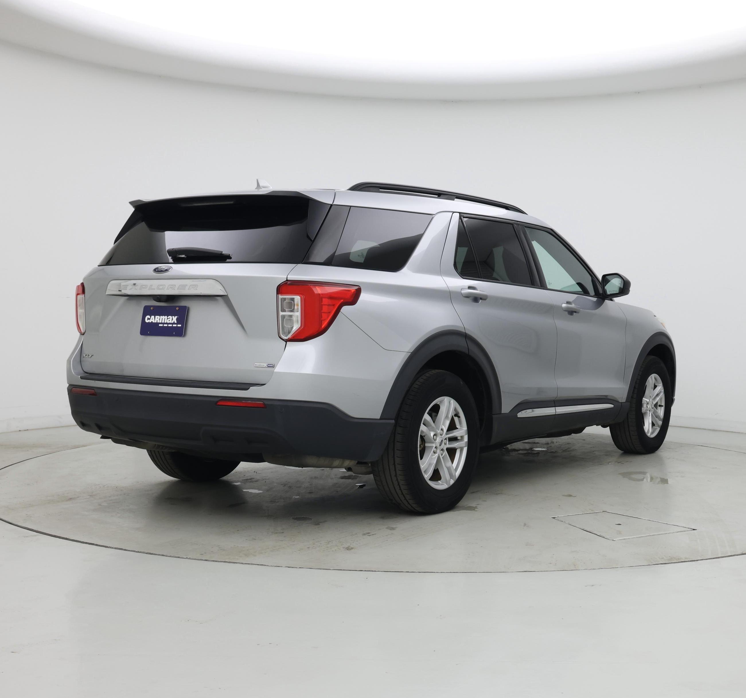 Thumbnail: 2020 Ford Explorer - 8