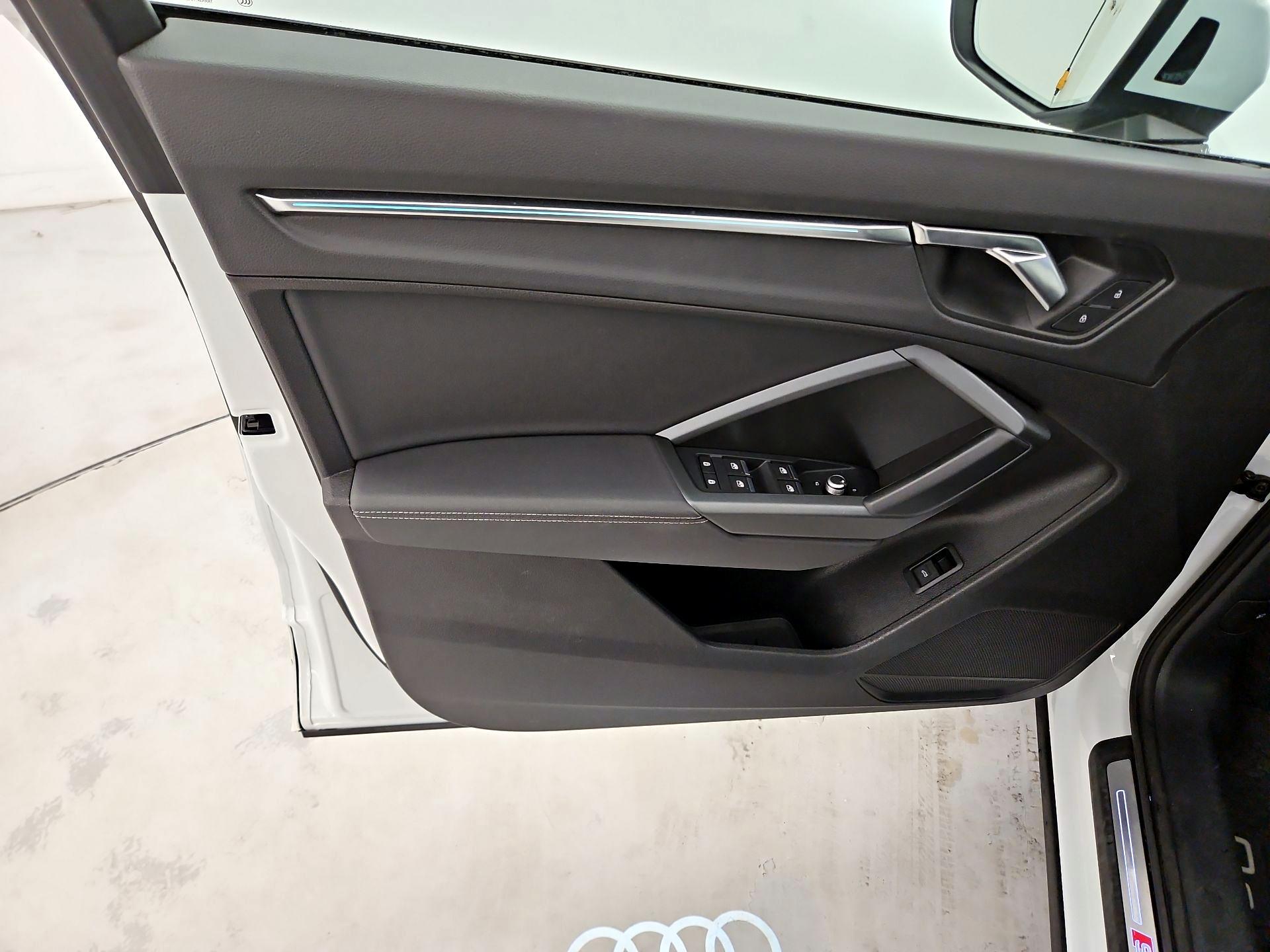 Thumbnail: 2021 Audi Q3 - 12