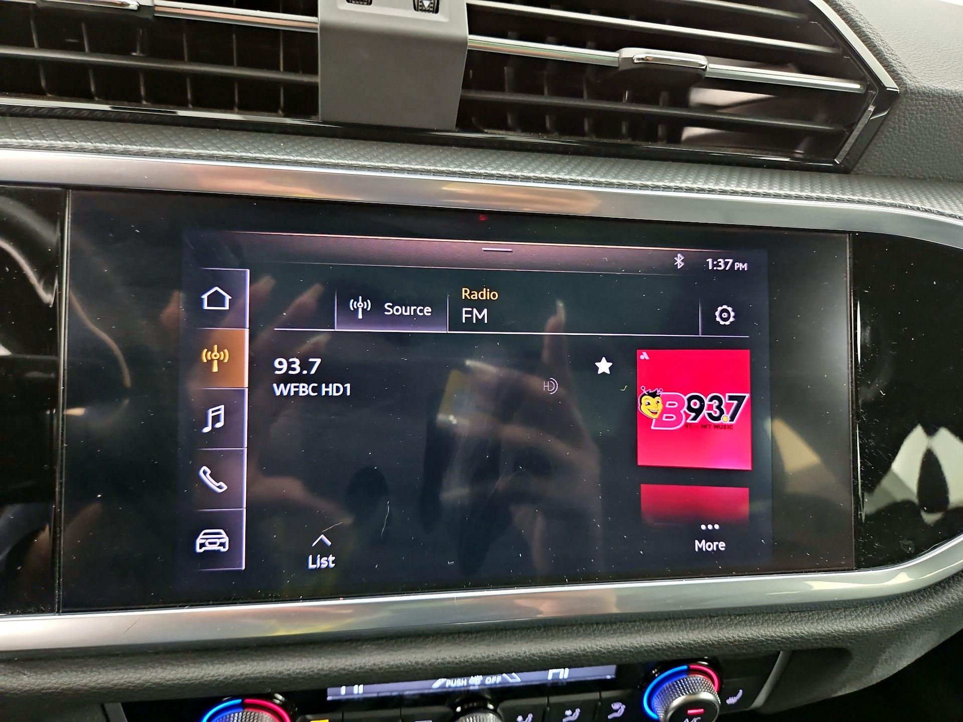 Thumbnail: 2021 Audi Q3 - 15