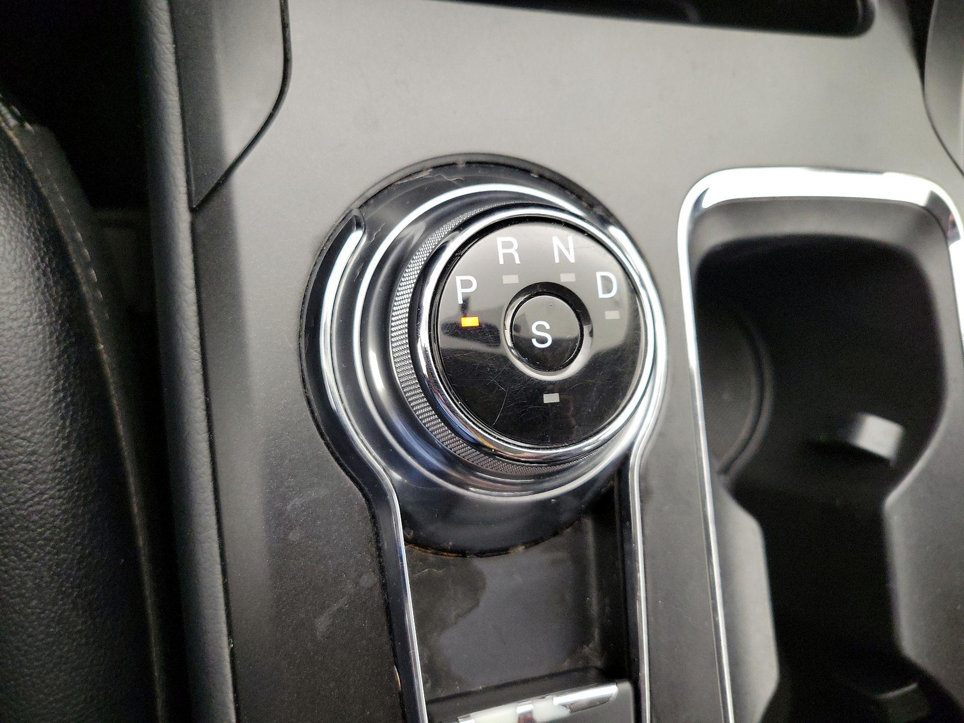 Thumbnail: 2018 Ford Fusion - 17