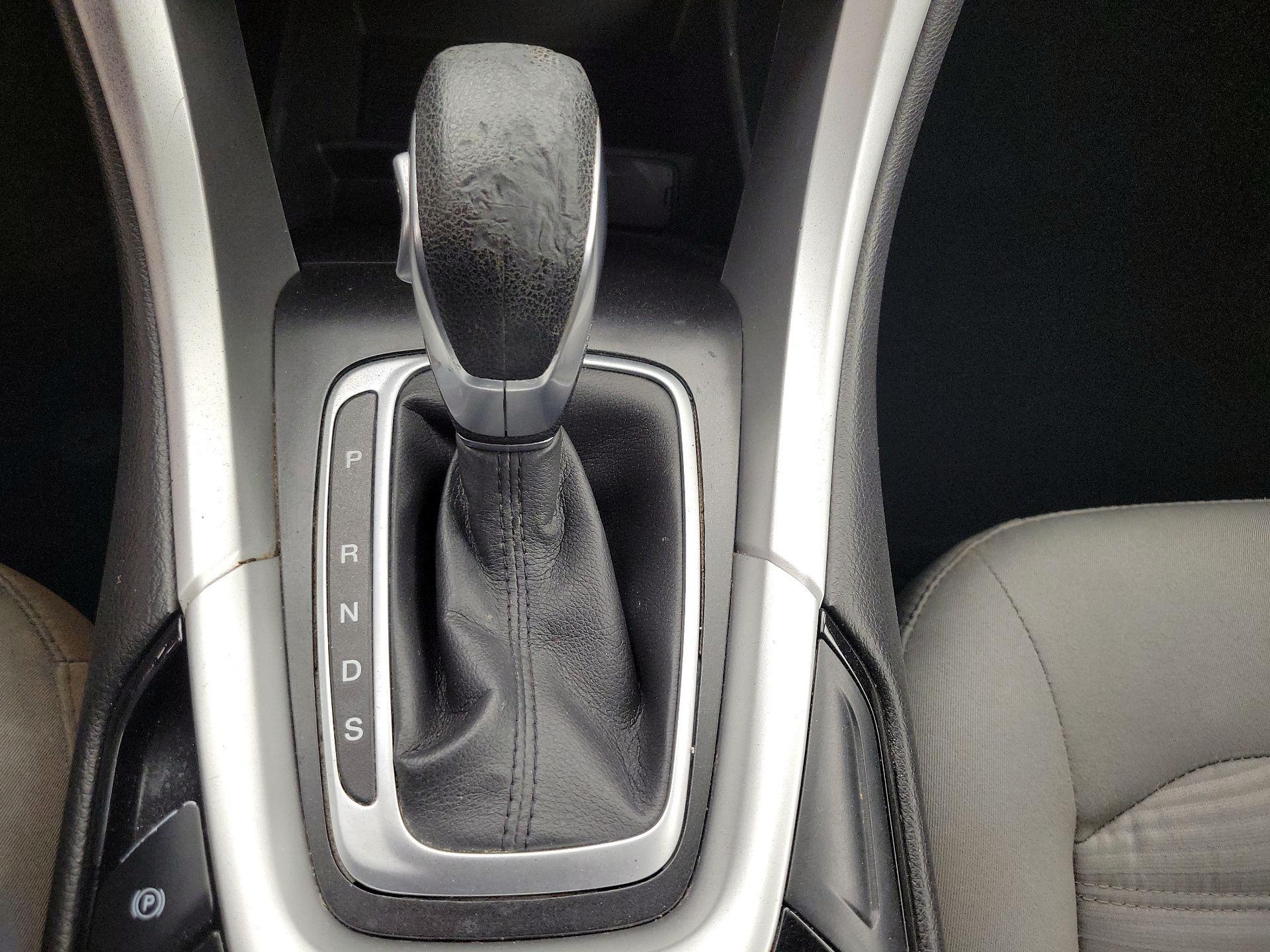 Thumbnail: 2016 Ford Fusion - 17