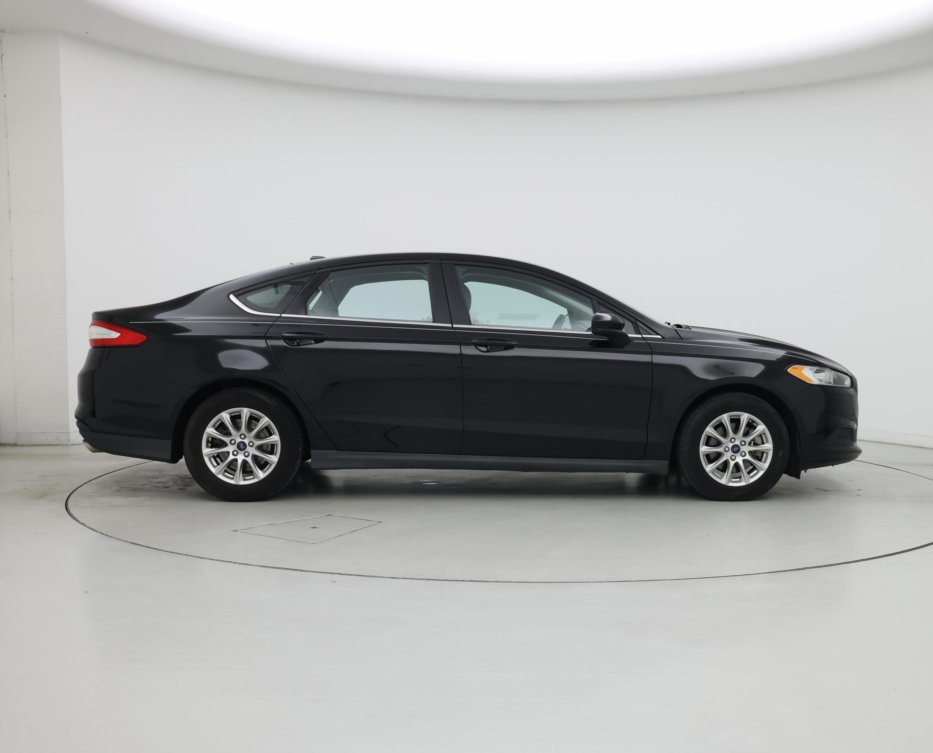 Thumbnail: 2016 Ford Fusion - 7