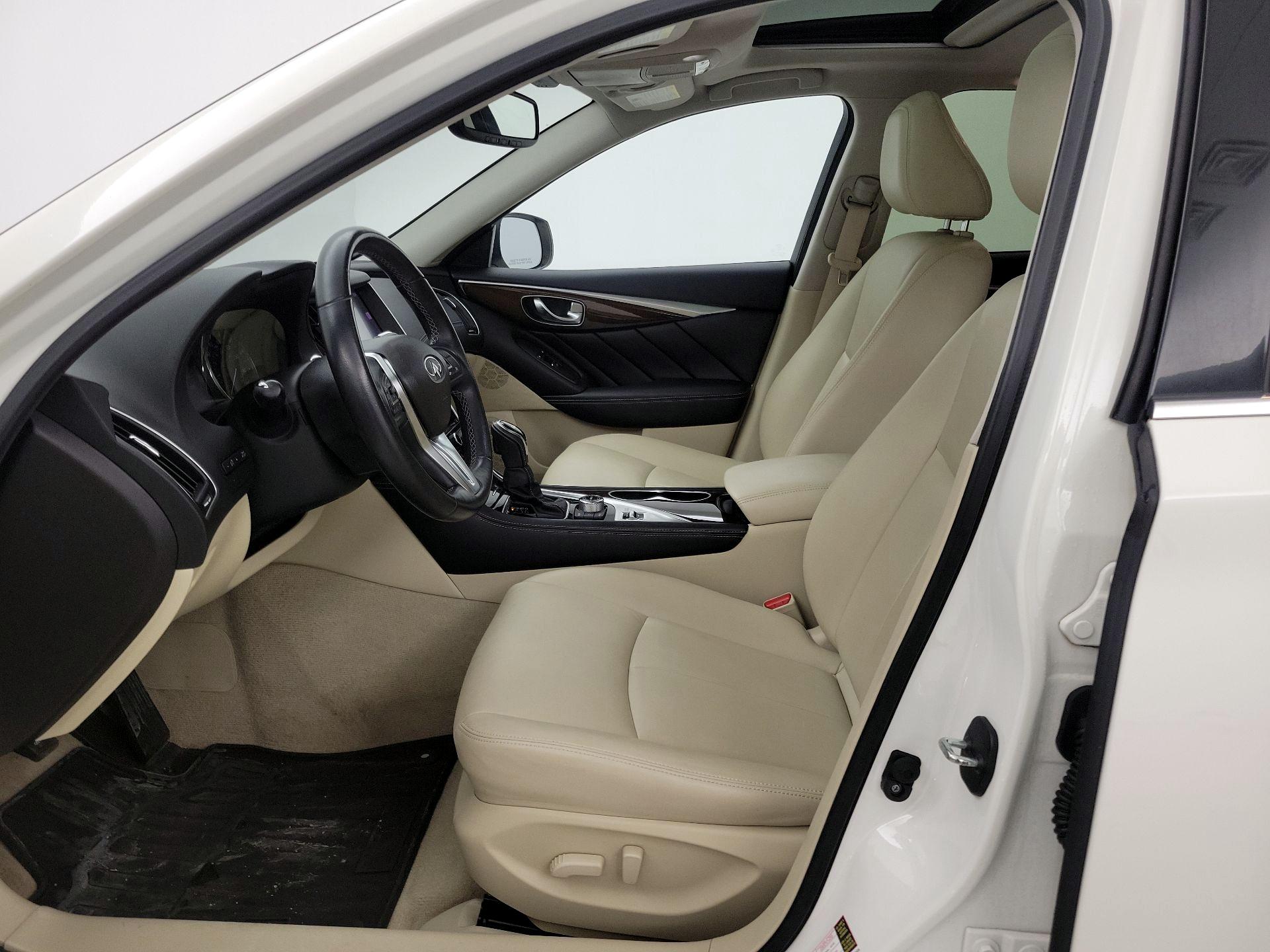 Thumbnail: 2019 INFINITI Q50 - 11