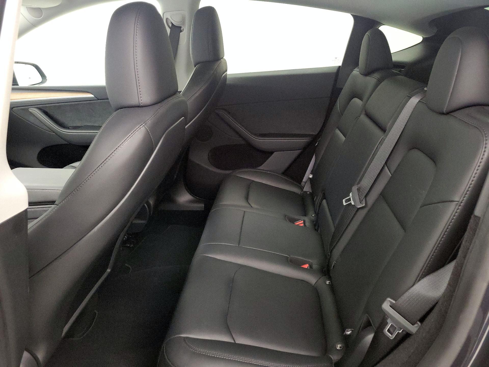 Thumbnail: 2025 Tesla Model Y - 20