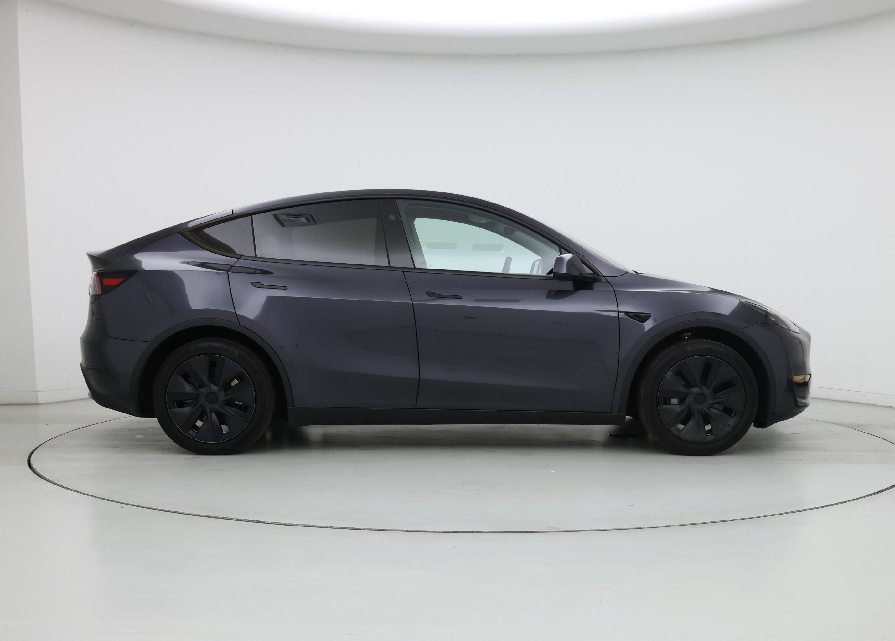 Thumbnail: 2025 Tesla Model Y - 7