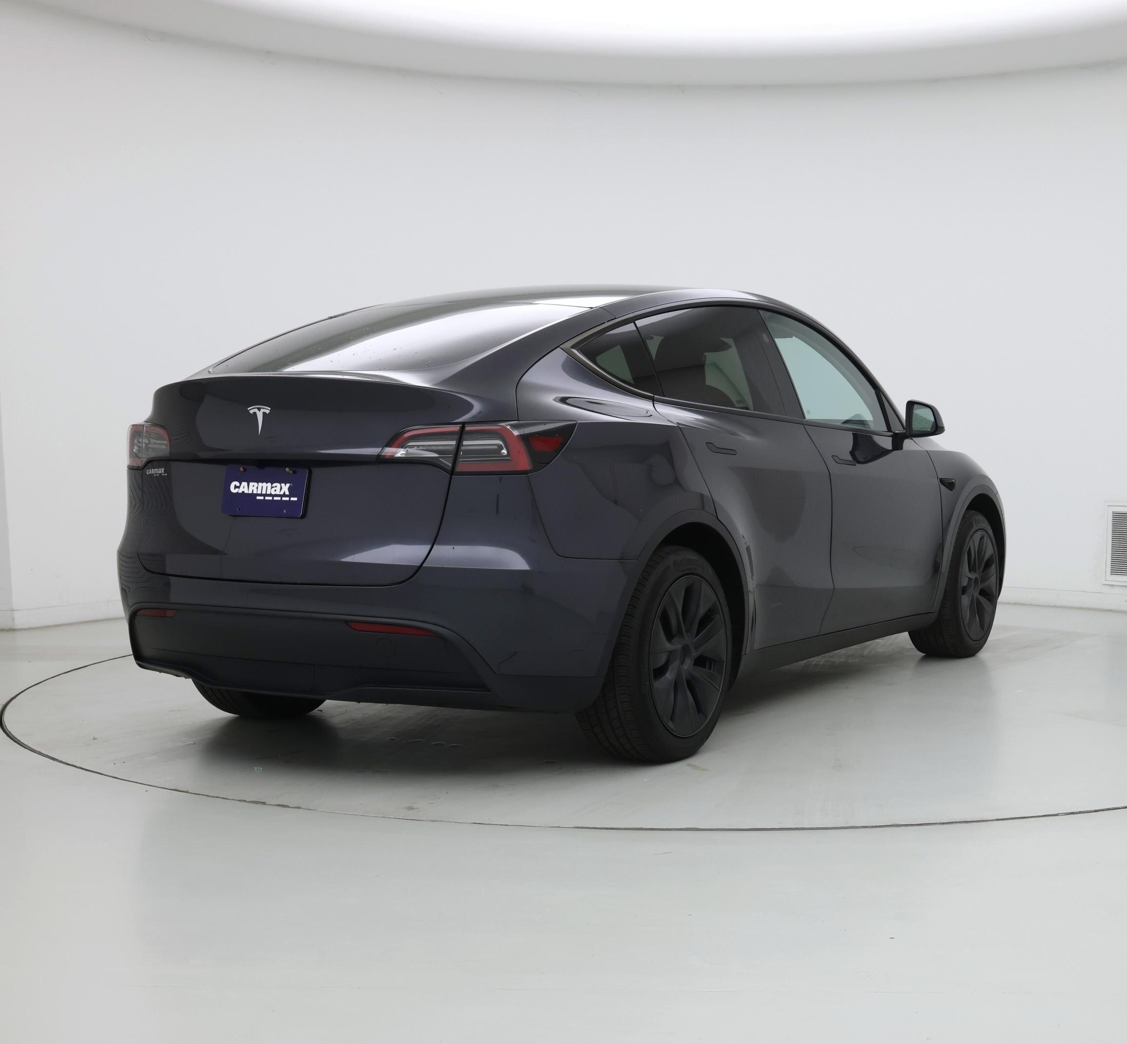 Thumbnail: 2025 Tesla Model Y - 8