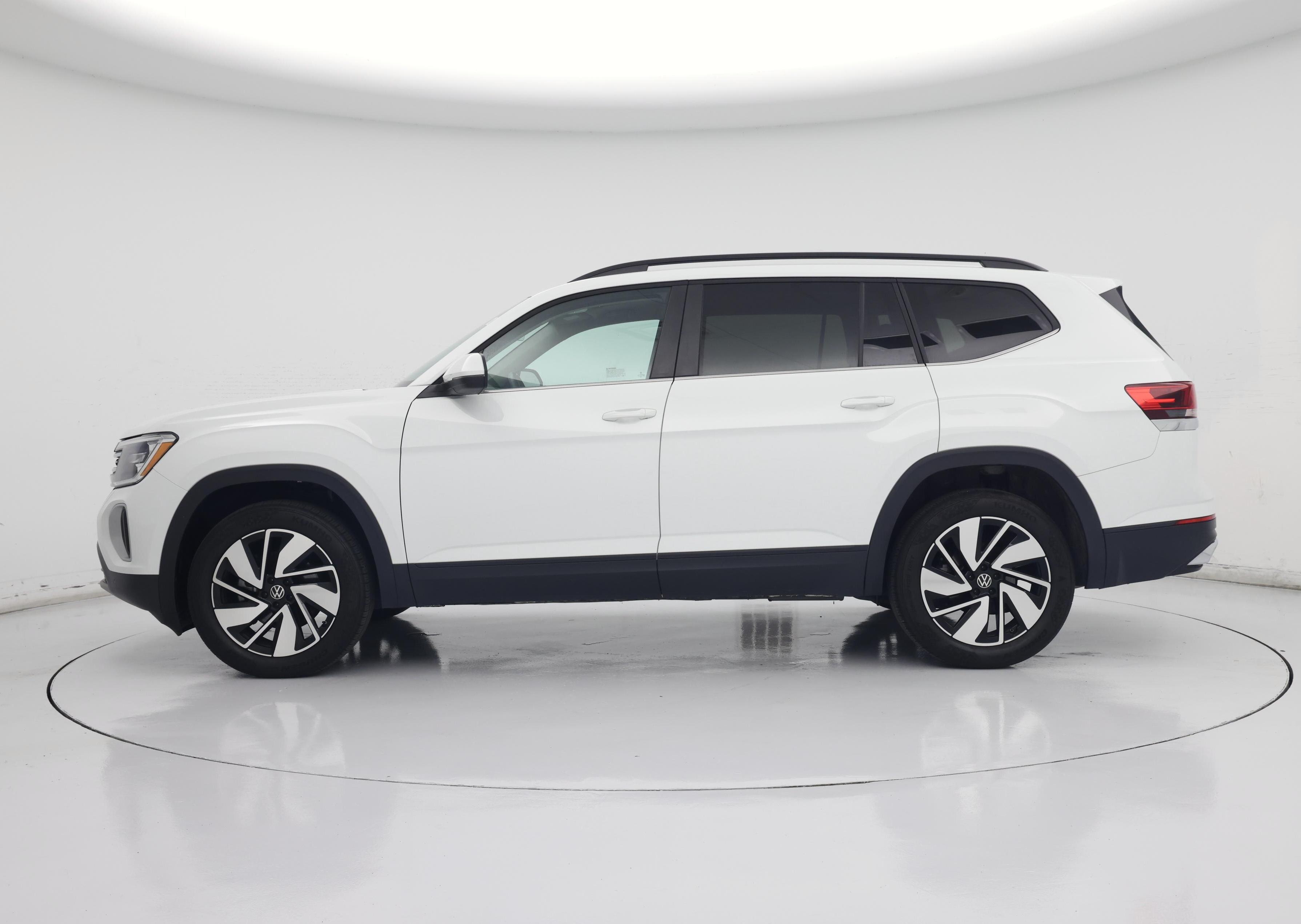 Thumbnail: 2024 Volkswagen Atlas - 3