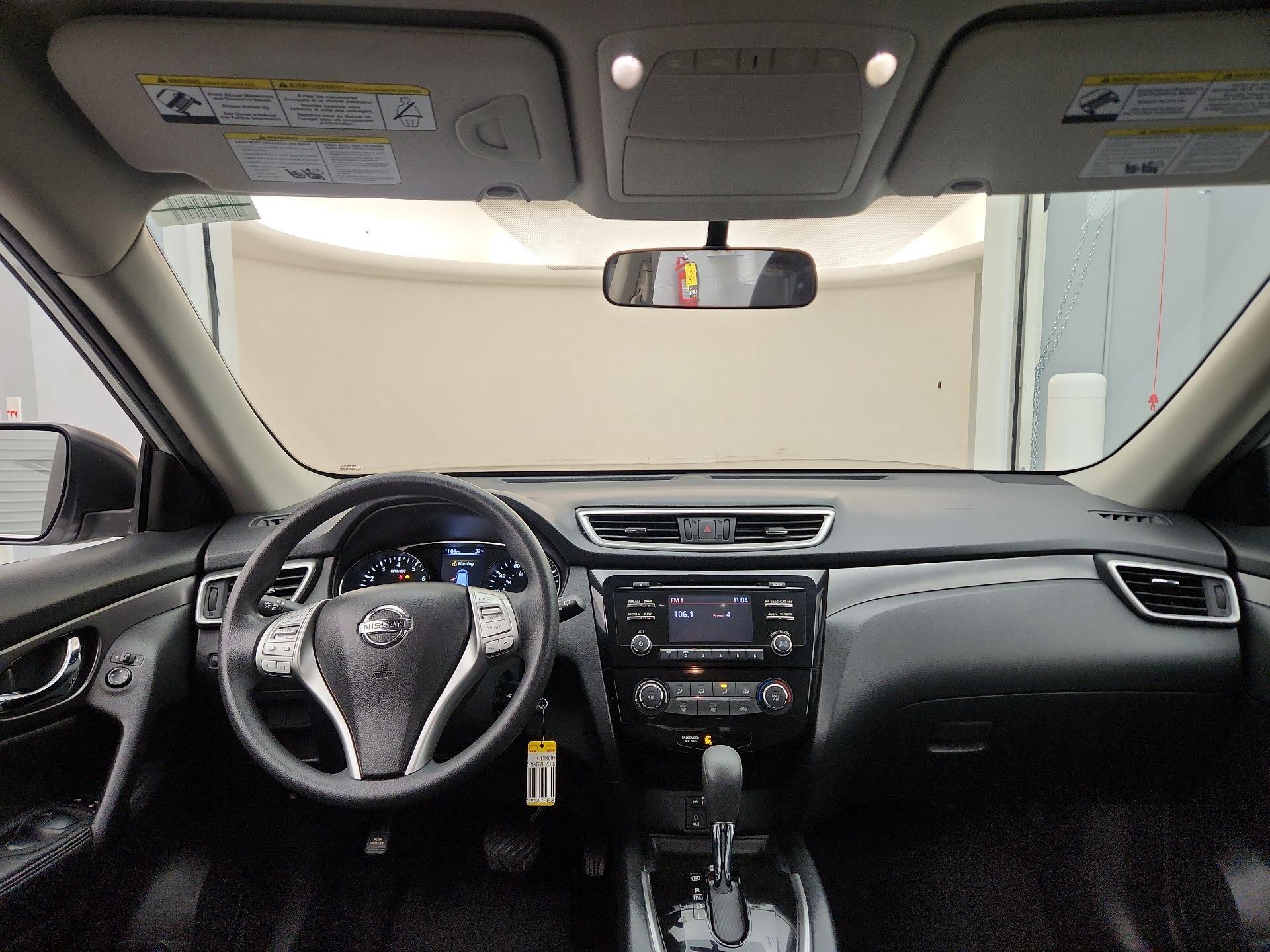 Thumbnail: 2016 Nissan Rogue - 9