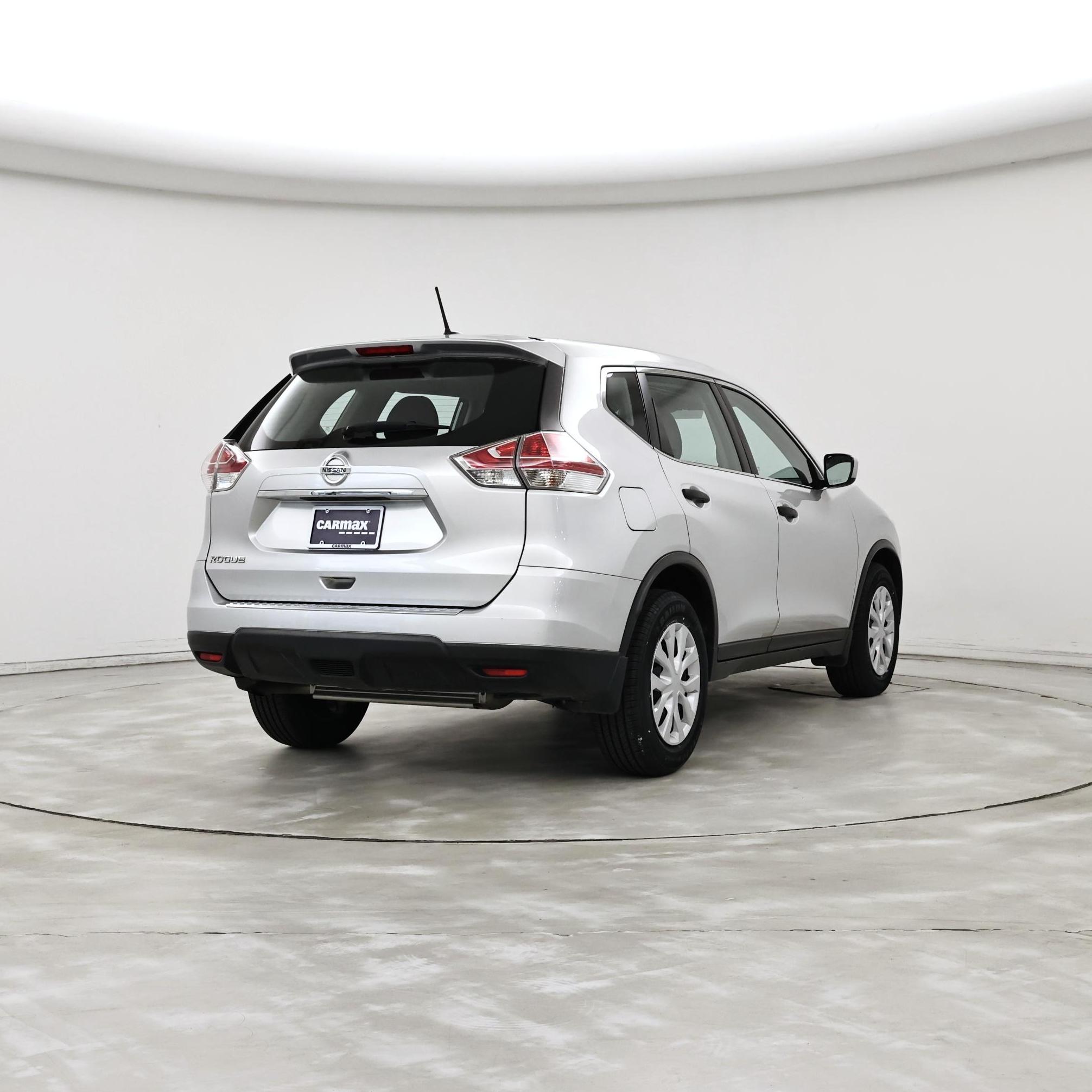 Thumbnail: 2016 Nissan Rogue - 8