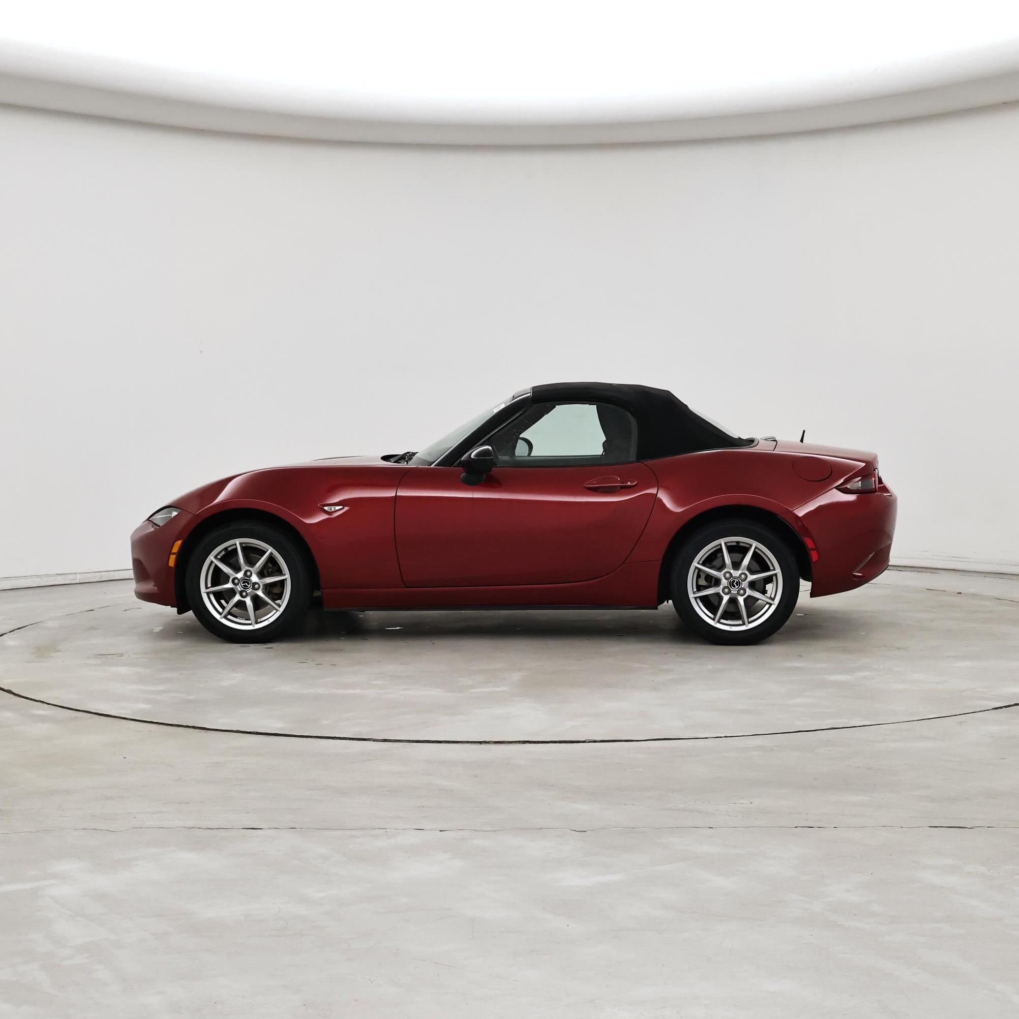 Thumbnail: 2017 Mazda MX-5 Miata - 3