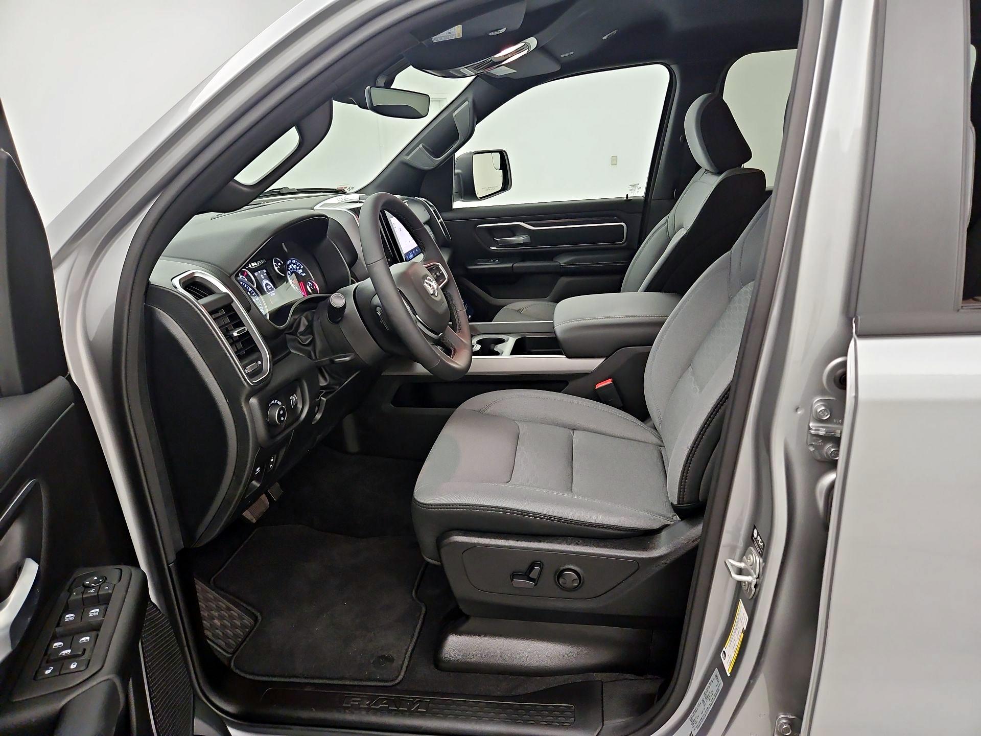 Thumbnail: 2025 RAM 1500 - 11