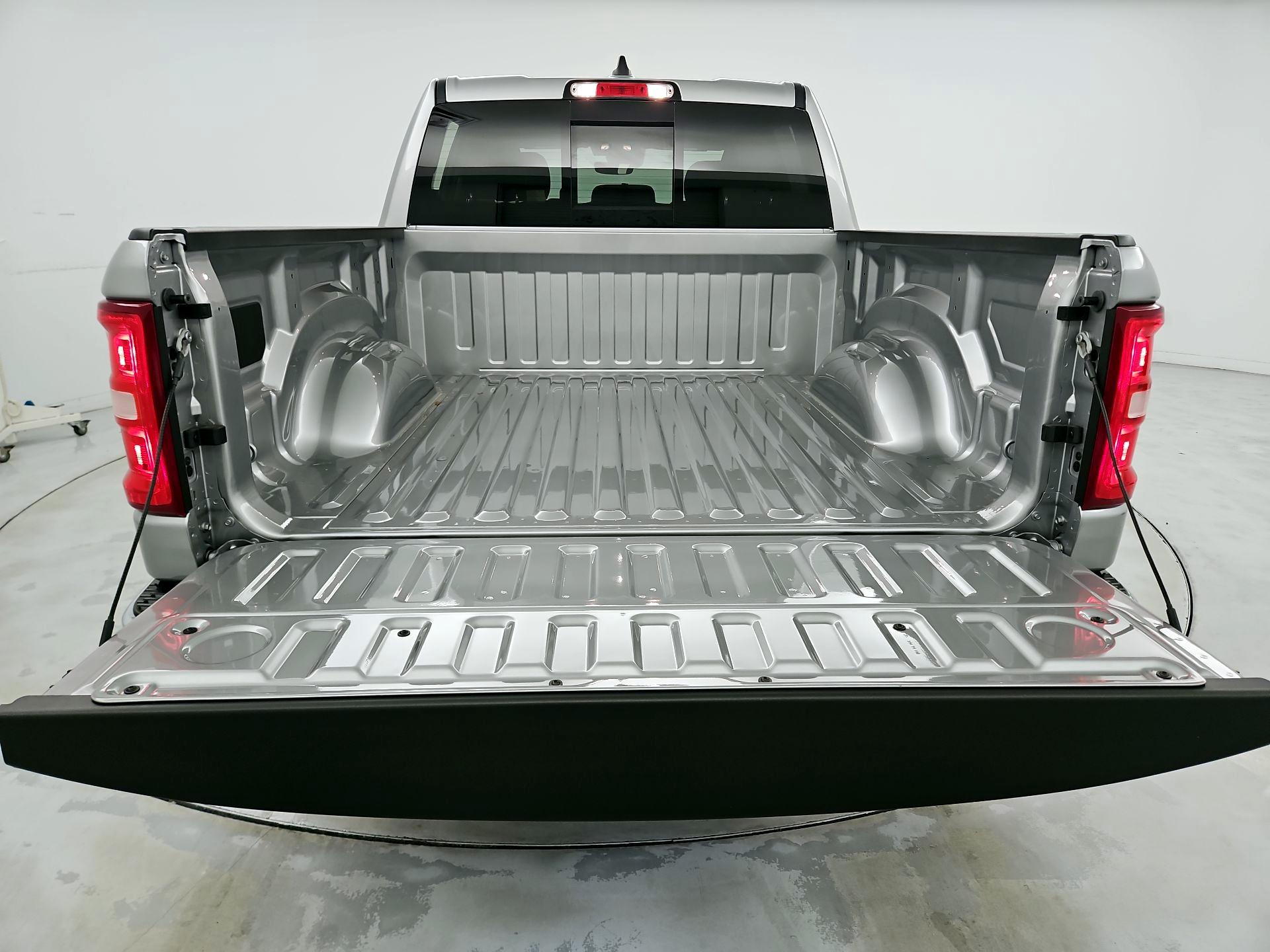 Thumbnail: 2025 RAM 1500 - 20