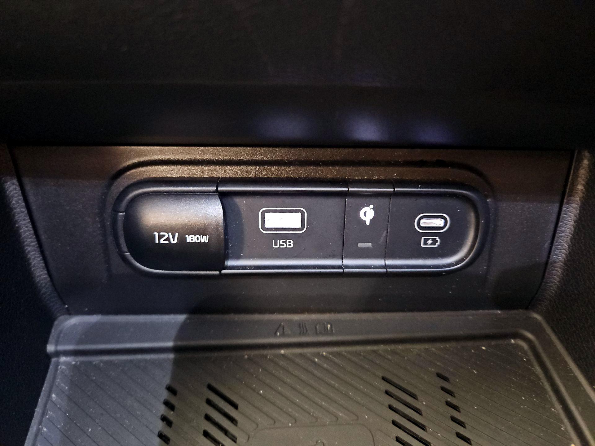 Thumbnail: 2023 Kia Sportage - 19