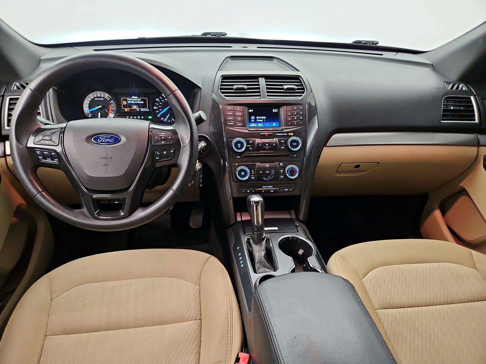 Thumbnail: 2017 Ford Explorer - 9