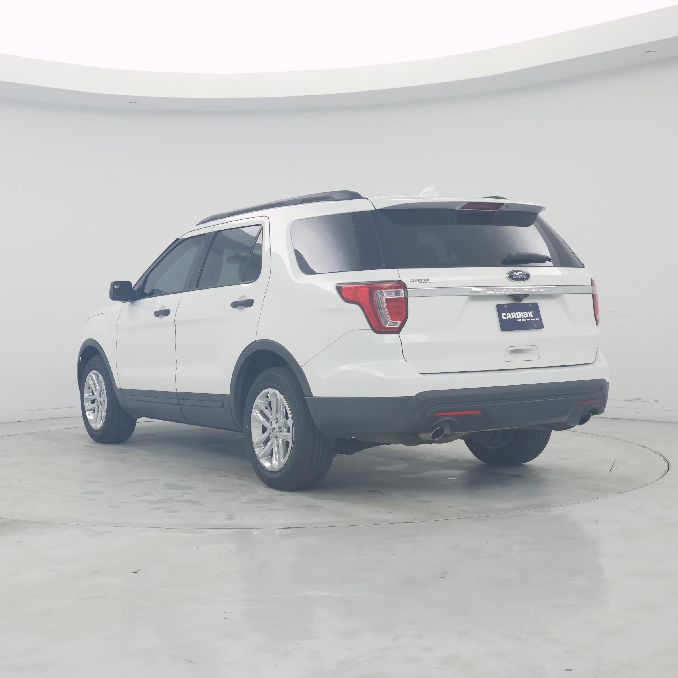 Thumbnail: 2017 Ford Explorer - 2