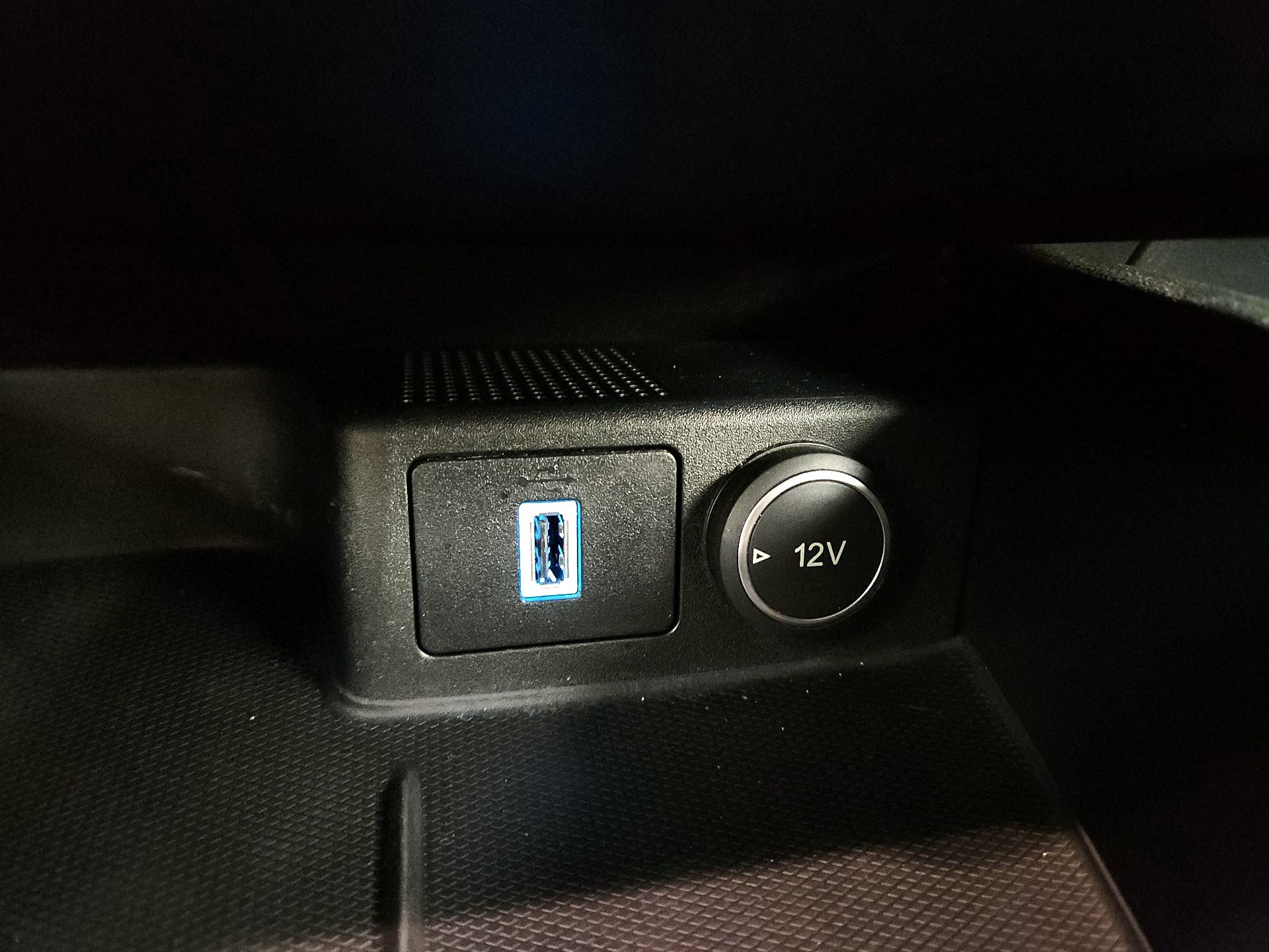 Thumbnail: 2020 Ford Escape - 18