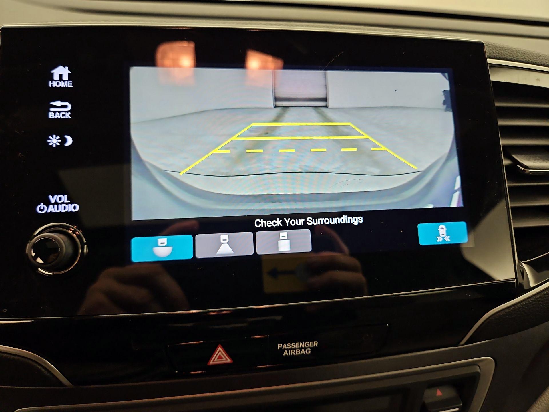 Thumbnail: 2019 Honda Pilot - 14